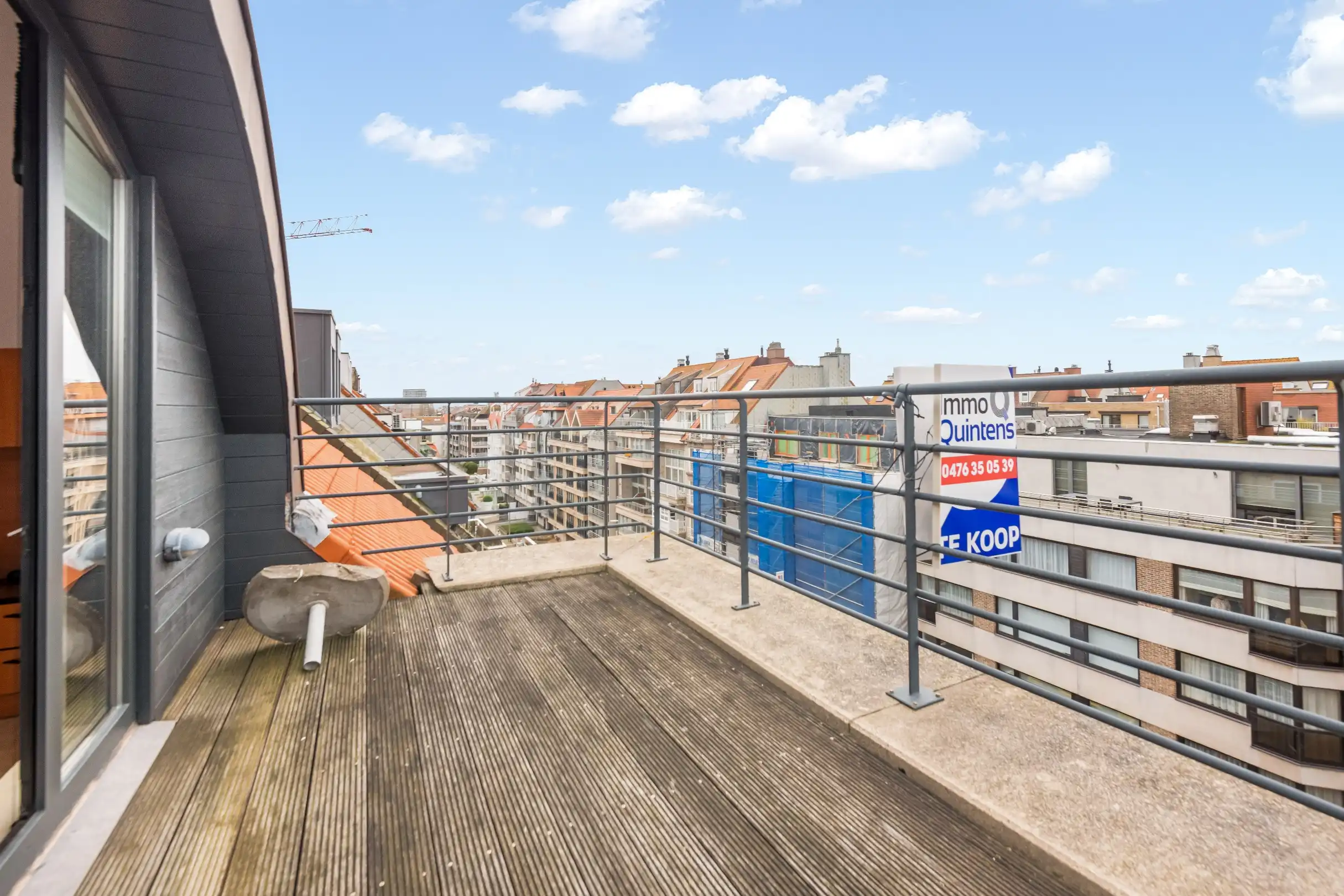 Duplexappartement met zuid-west oriëntatie gelegen vlakbij de Lippenslaan en de Zeedijk. Inpandige garagebox te koop foto 15