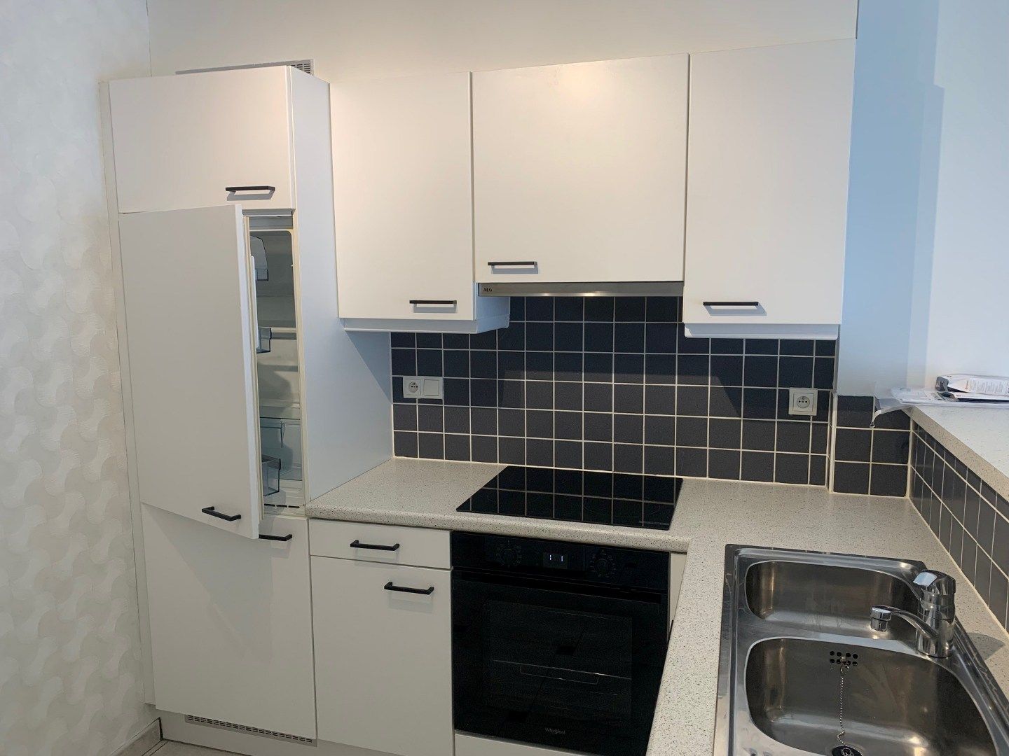 Opgefrist knap appartement op het gelijkvloers, eventueel met garagebox foto 11