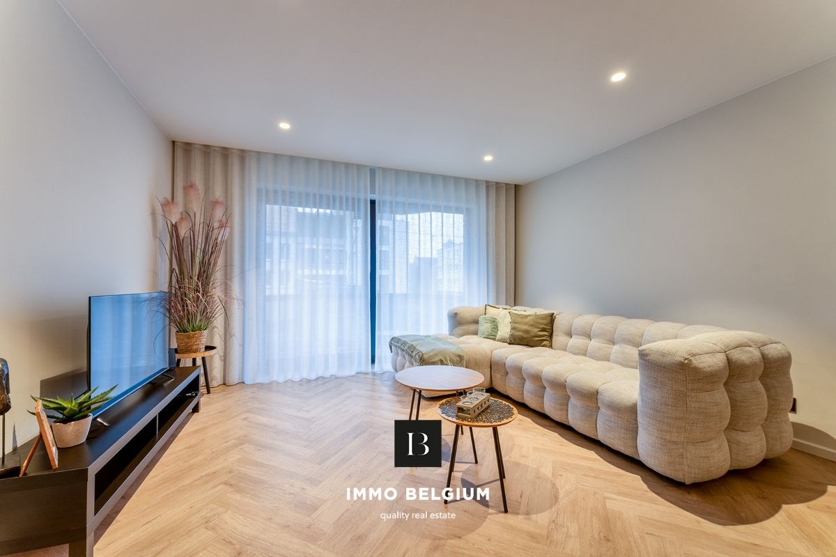 Gerenoveerd appartement/studio met slaaphoek vlak achter de zeedijk foto 5