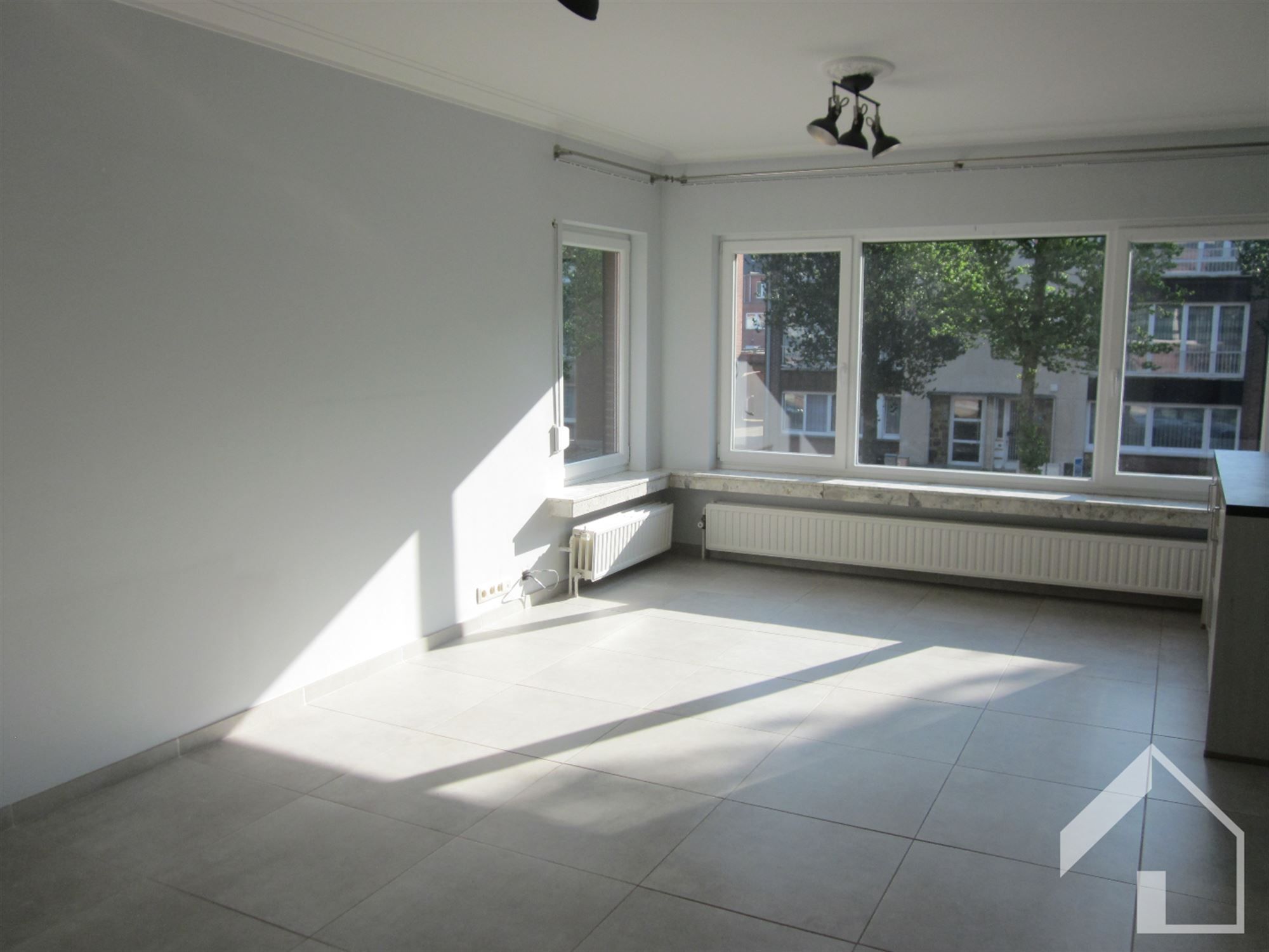 APPARTEMENT MET 2 SLAAPKAMERS EN GARAGE foto 2