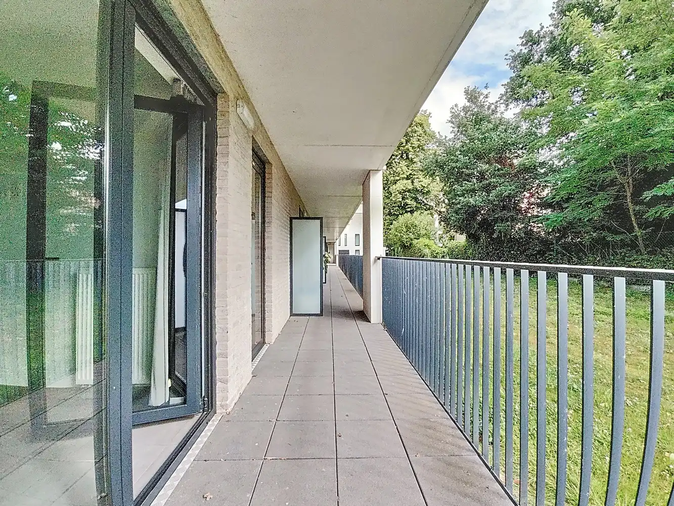 Ruim gelijkvloers appartement voor senioren met zicht op pastorietuin foto 16