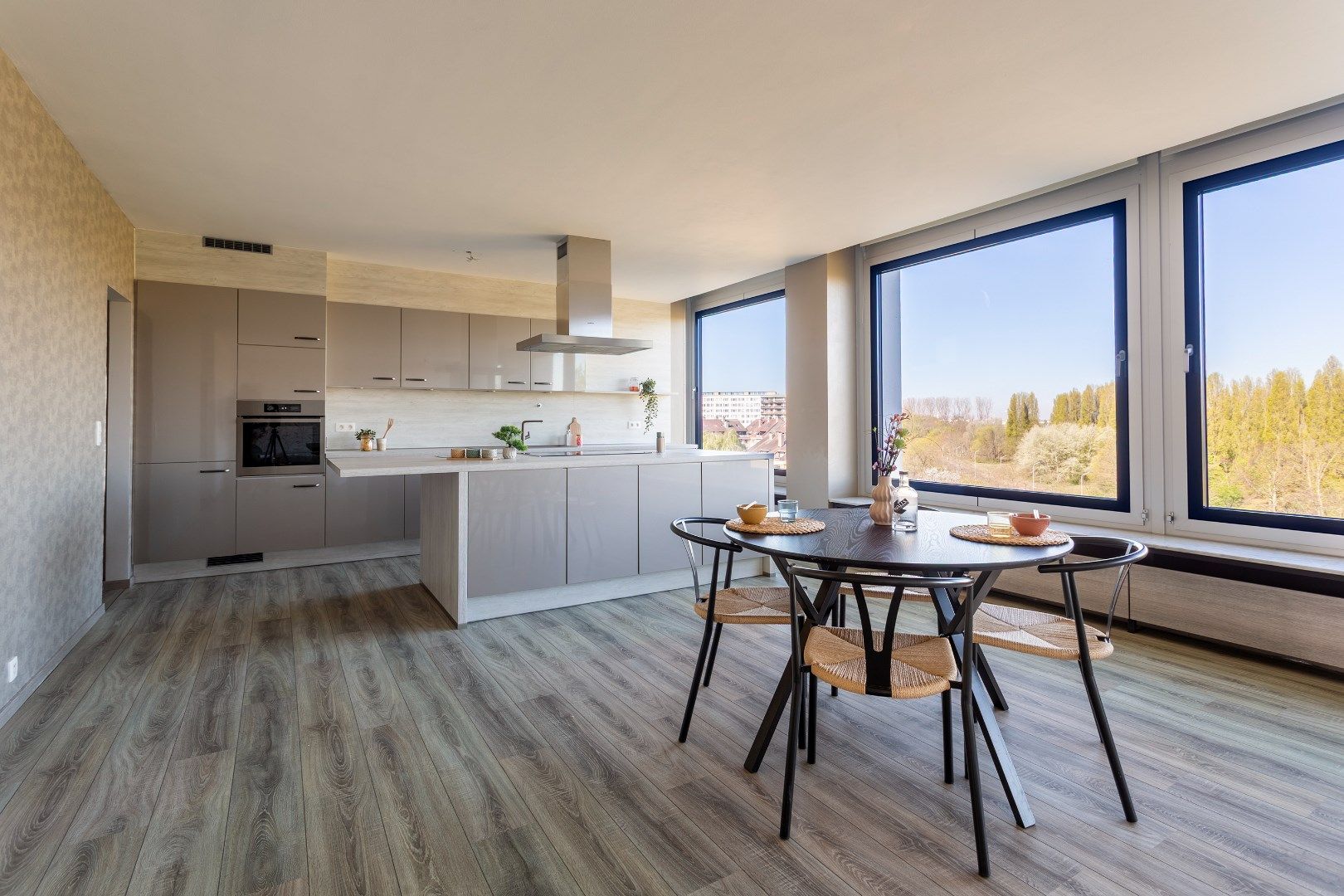 Knap gerenoveerd appartement met adembenemende uitzichten!   foto 7