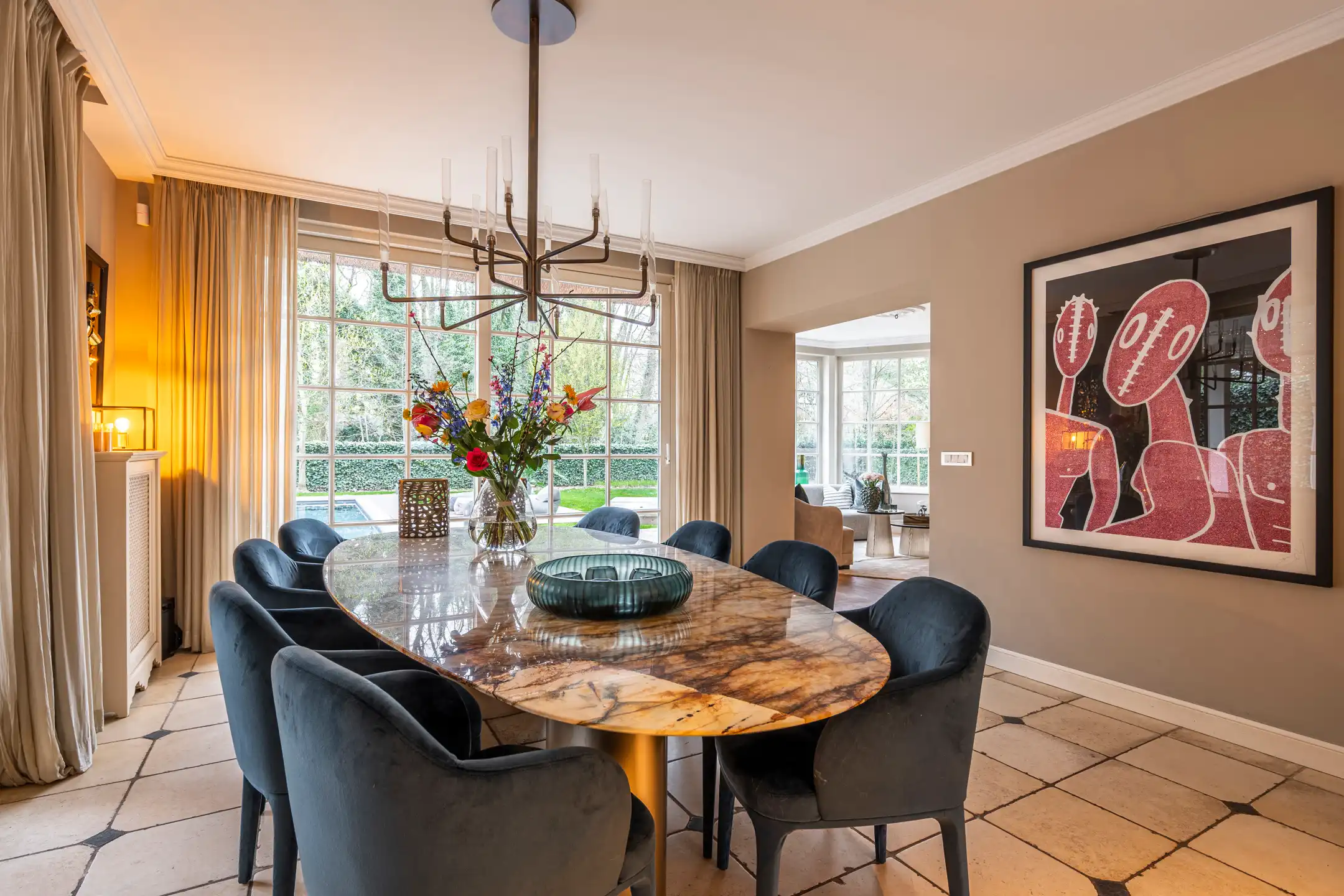 Rietgedekte villa op 2.000 m² met zwembad foto 9