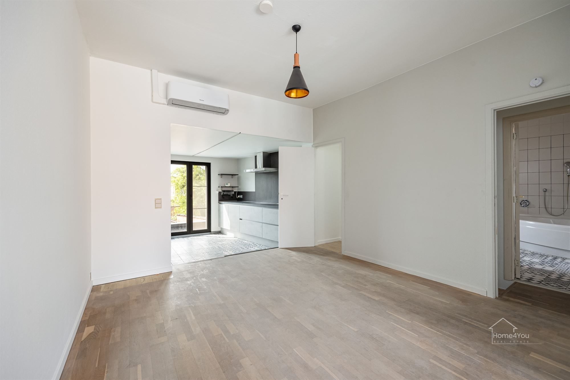 Handelshuis met duplex en 2 aparte tuinen foto 16