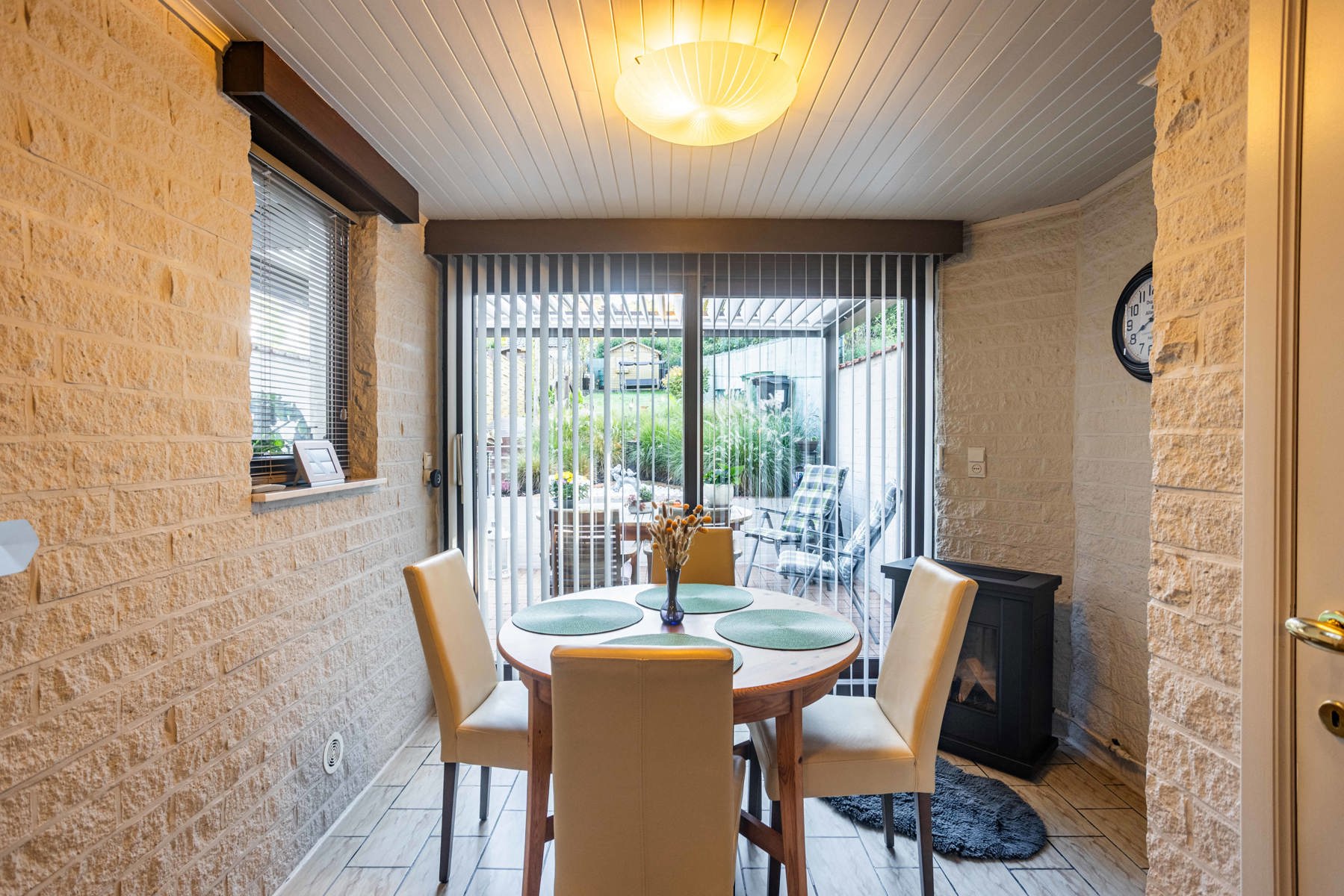 Charmante gezinswoning met 4SLPK en tuin foto 9