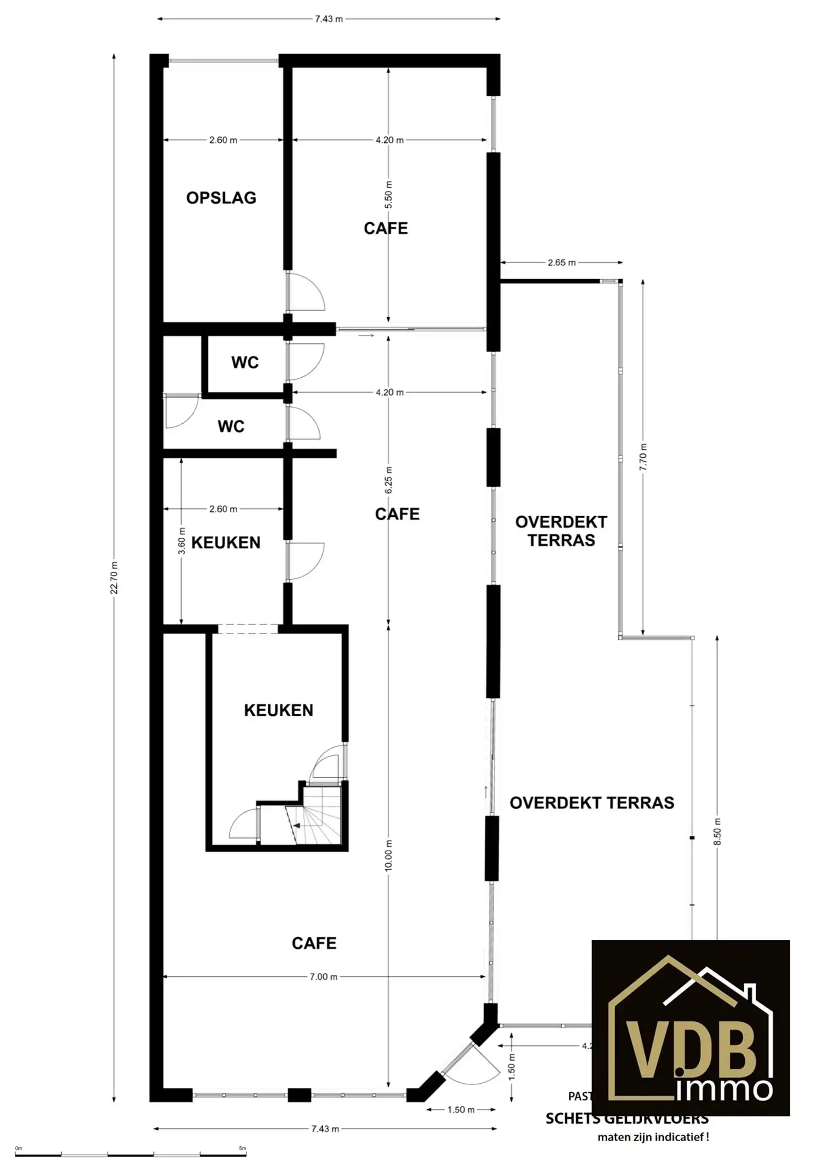 HANDELSHUIS MET WOONST foto 2