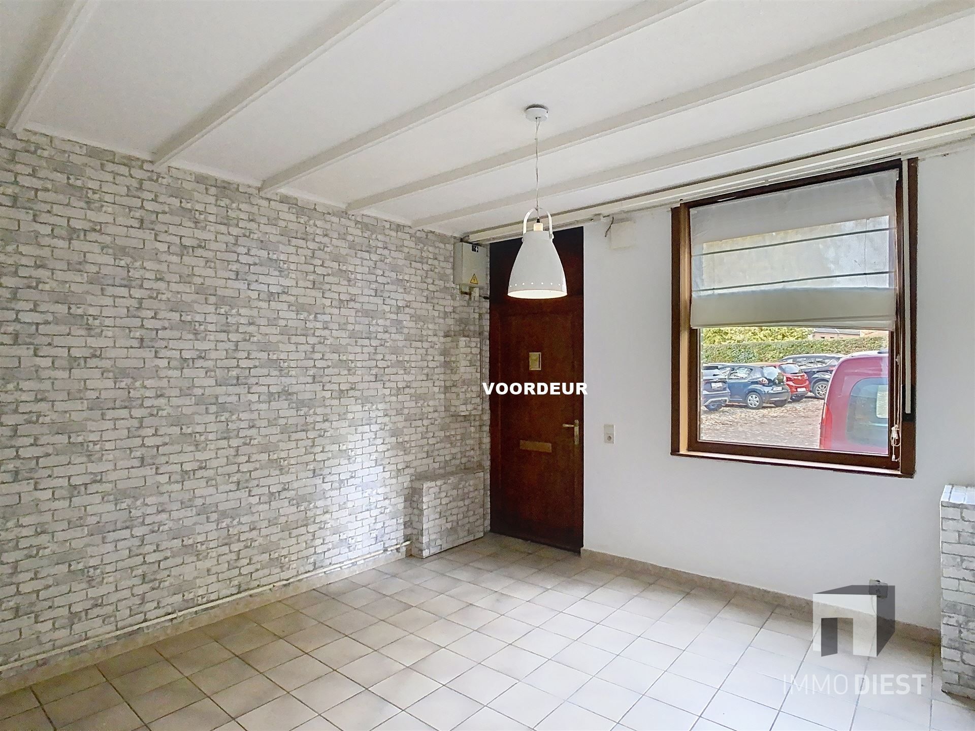 Gezellige rijwoning met terras en tuin foto 2