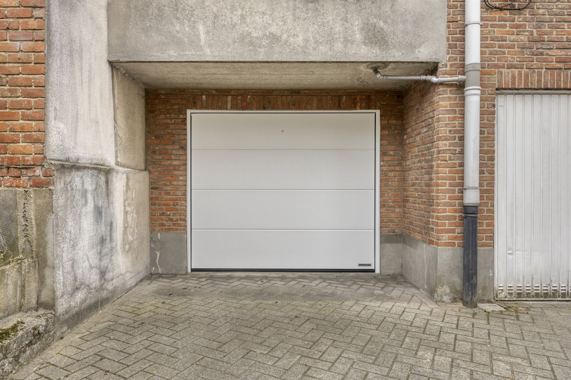 Welonderhouden appartement met dubbel diepe garage! foto 19
