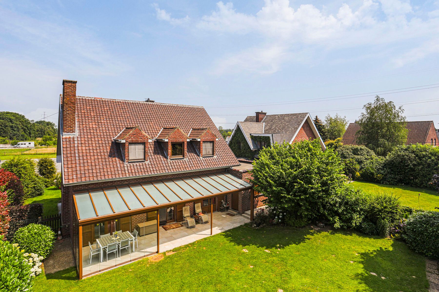 OPTIE Zeer goed onderhouden woning met 4 slaapkamers en tuin foto 6