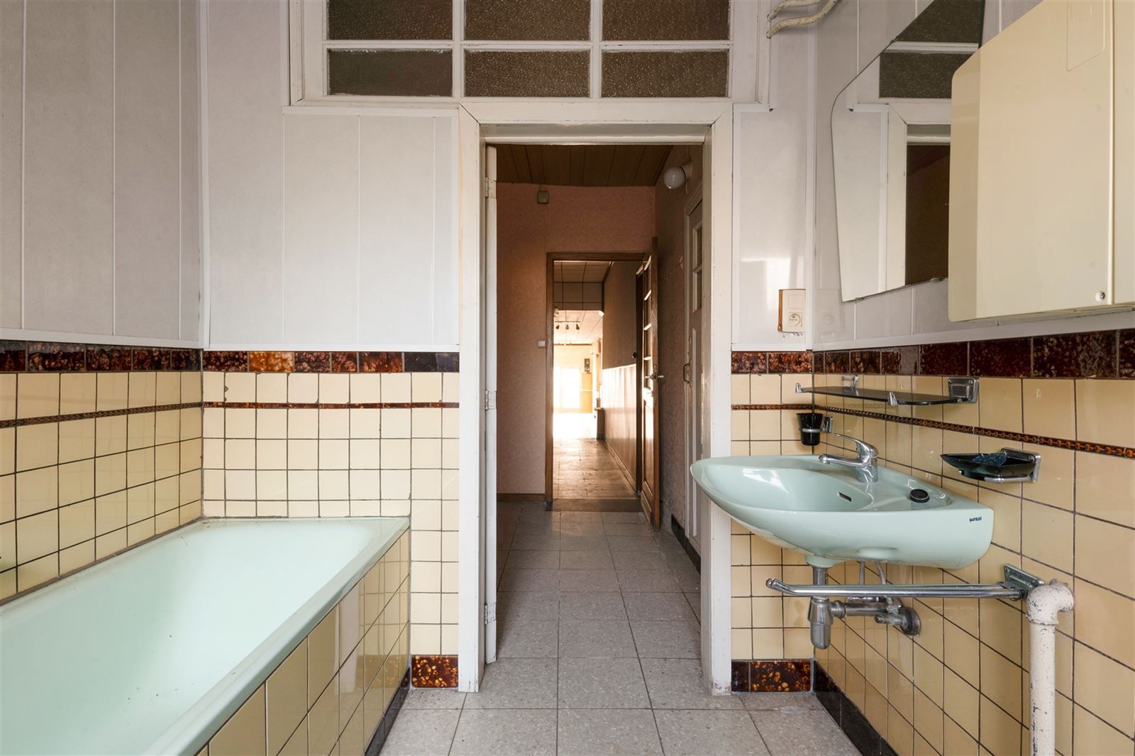 Unieke architecturale parel met kapel! foto 9