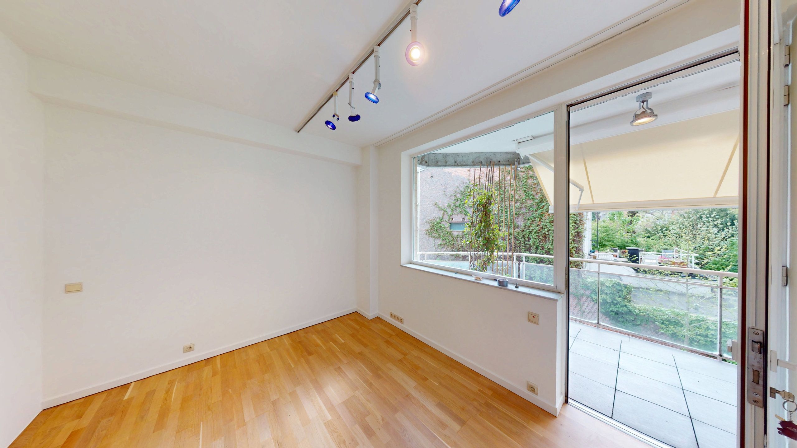 Royaal appartement met 3 slaapkamers nabij het Albert park foto 10