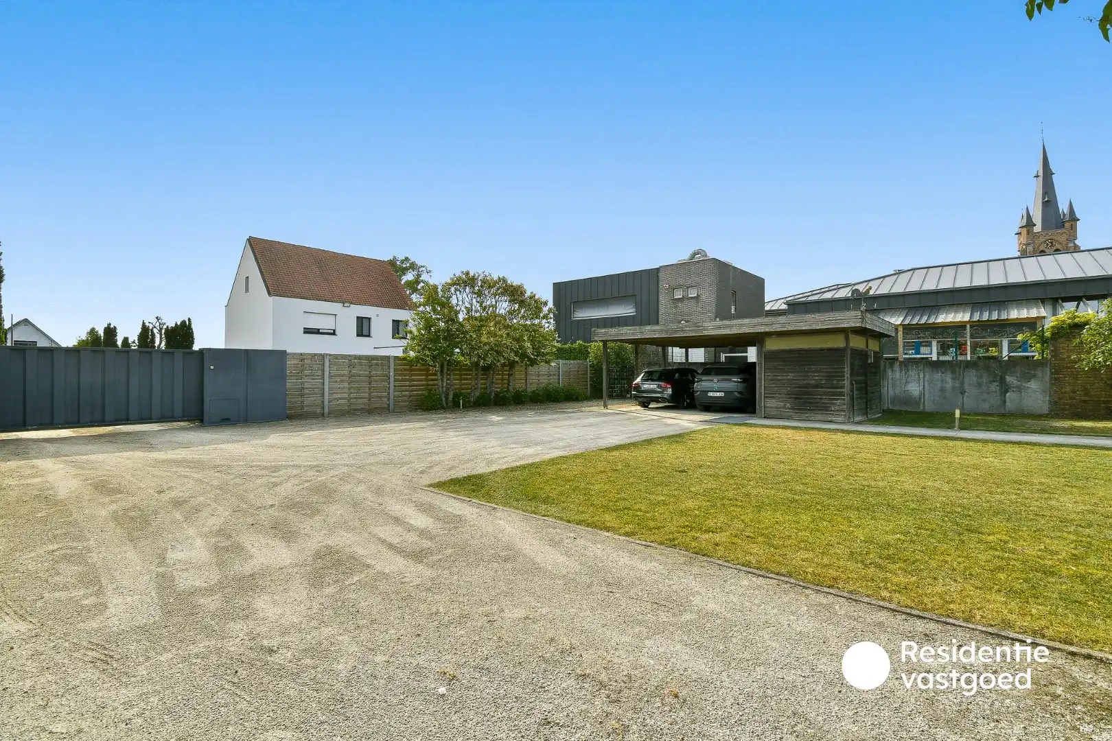 Instapklare en alleenstaande bungalowwoning foto 23