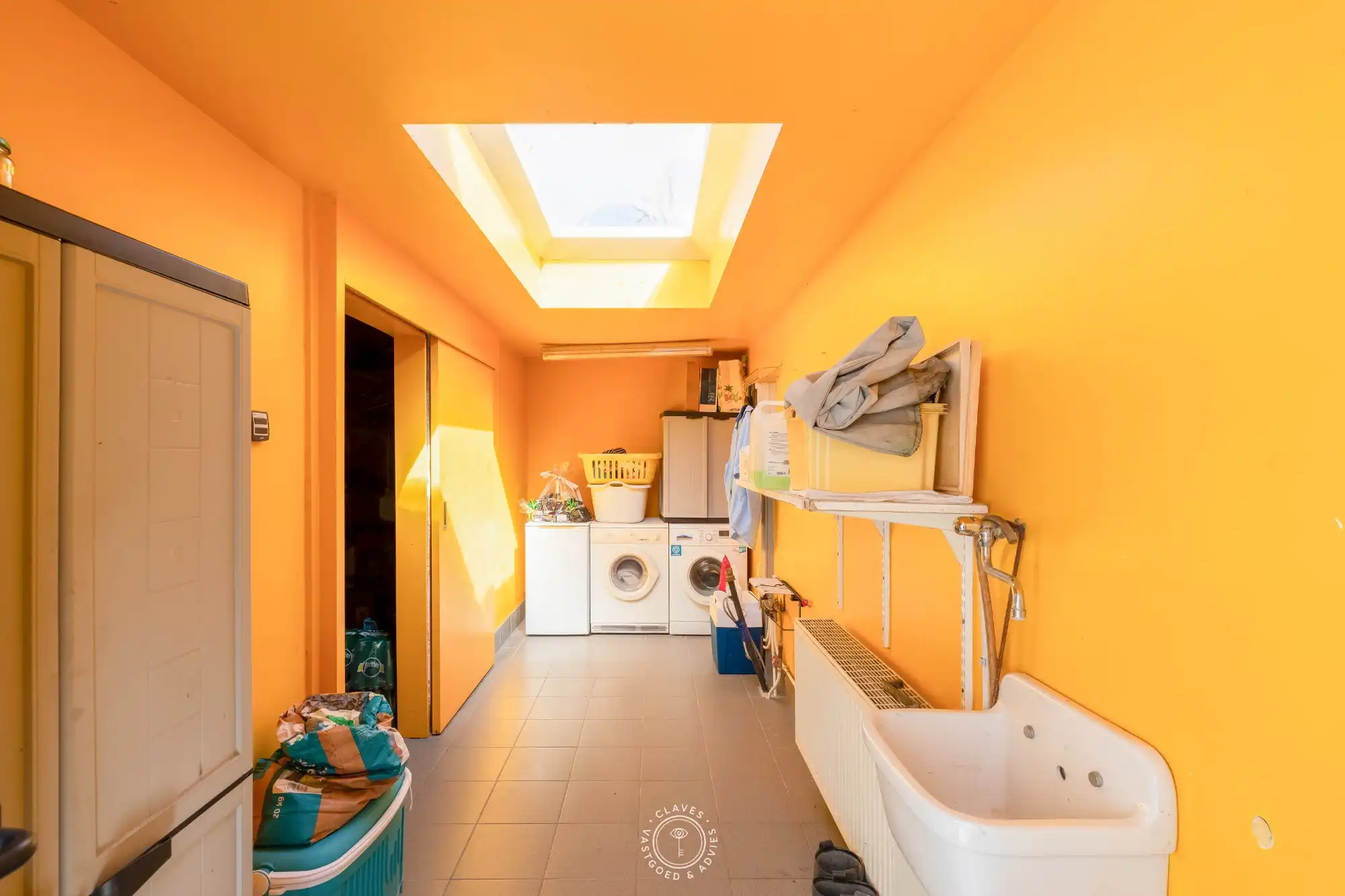 Ruime halfopen bebouwing met weiland op 6029 m² foto 19