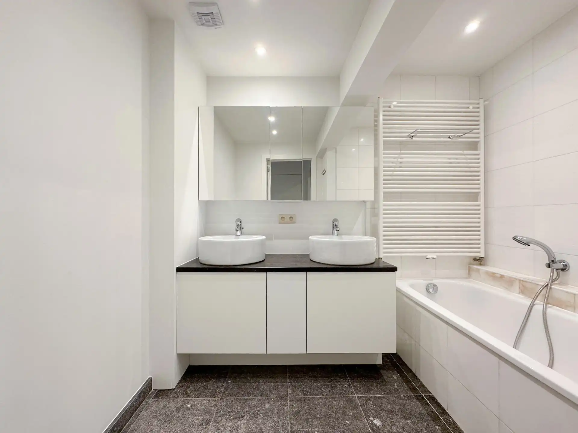 Aangenaam appartement op een topligging nabij Driehoeksplein foto 12