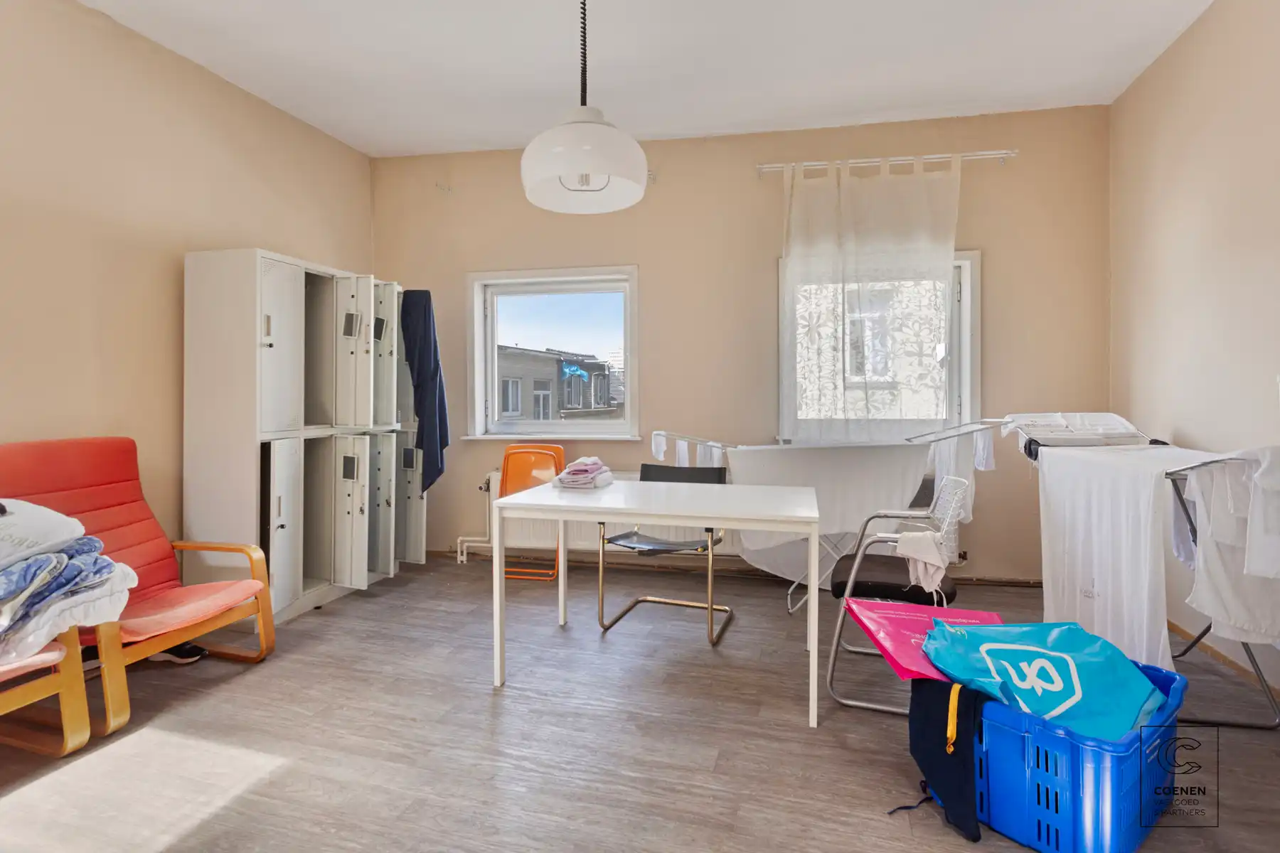 Handelspand met opbrengst te koop in Berchem foto 31