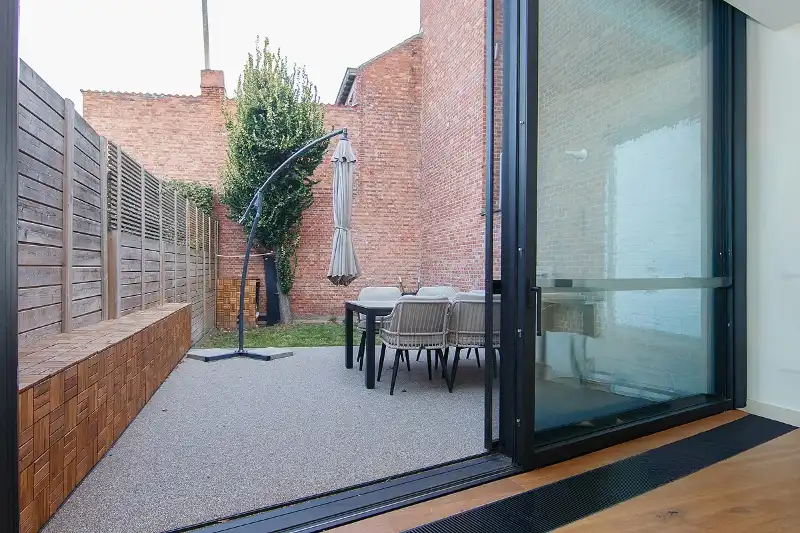 Gezellige, knappe, energetische en totaal gerenoveerde stadswoning op een TOP locatie! foto 10