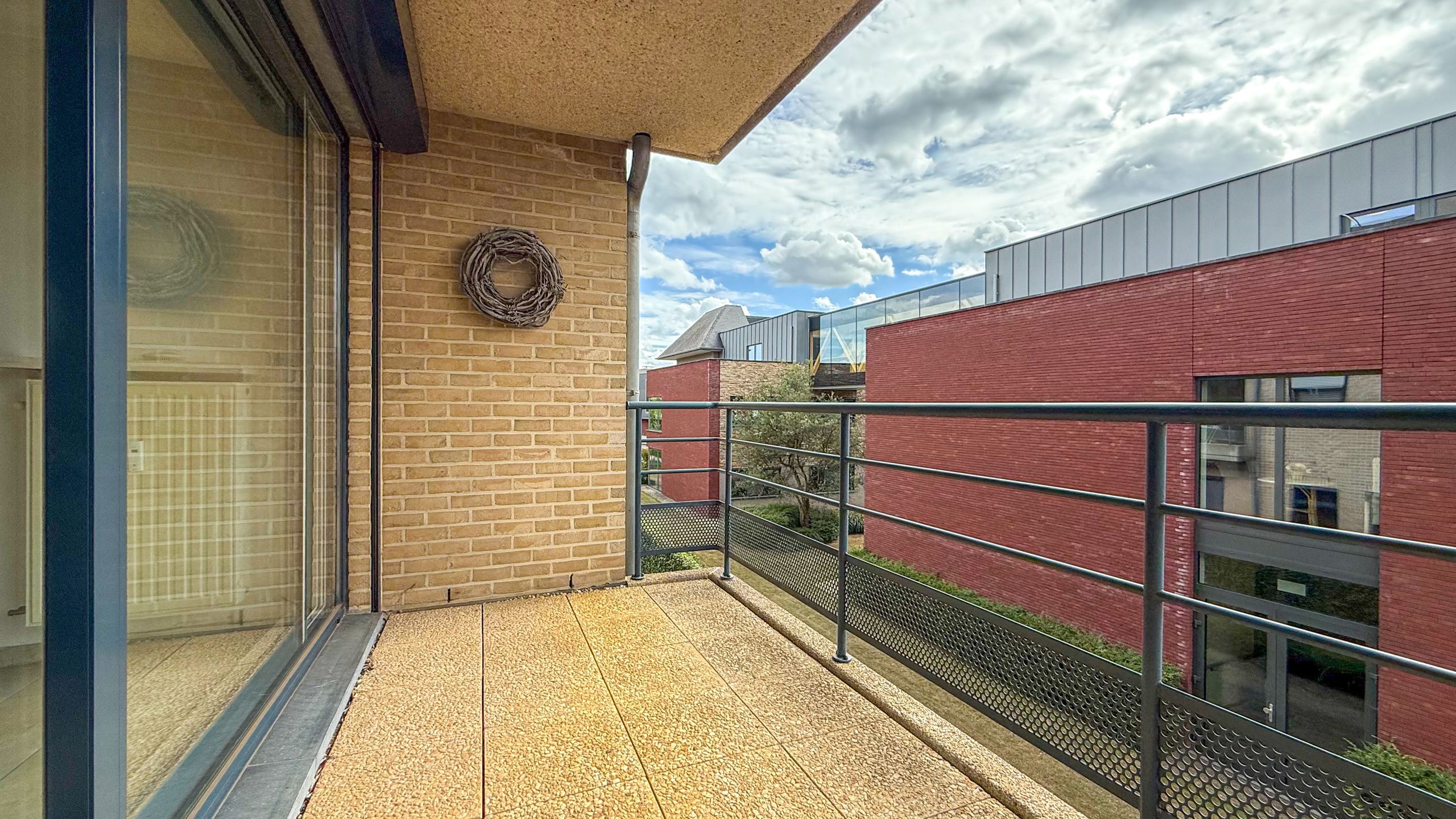 Lichtrijk appartement met zonnig terras, garage en 2slpk! foto 22