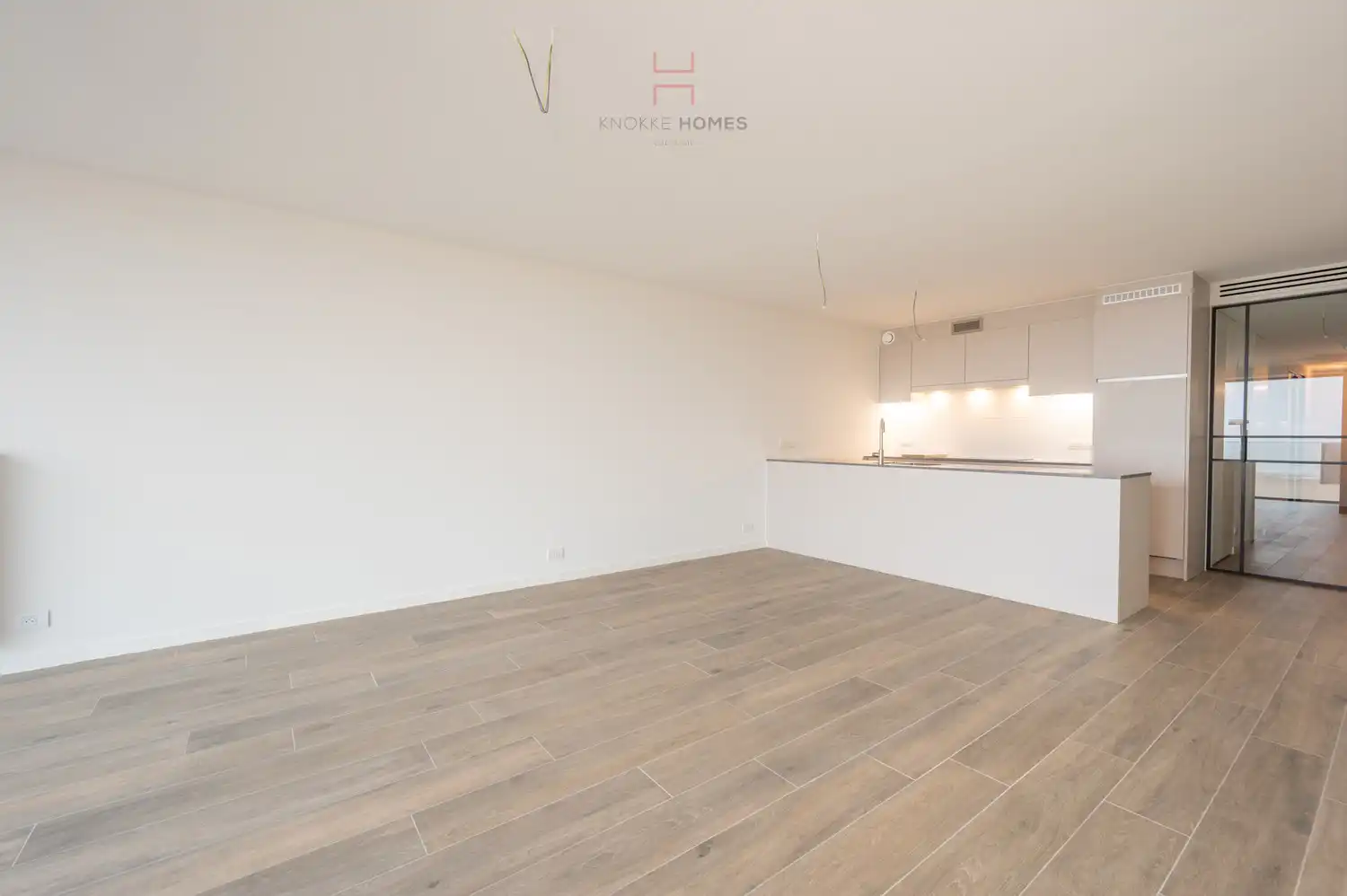 Instapklaar nieuwbouw appartement op de Zeedijk te Albertstrand foto 6