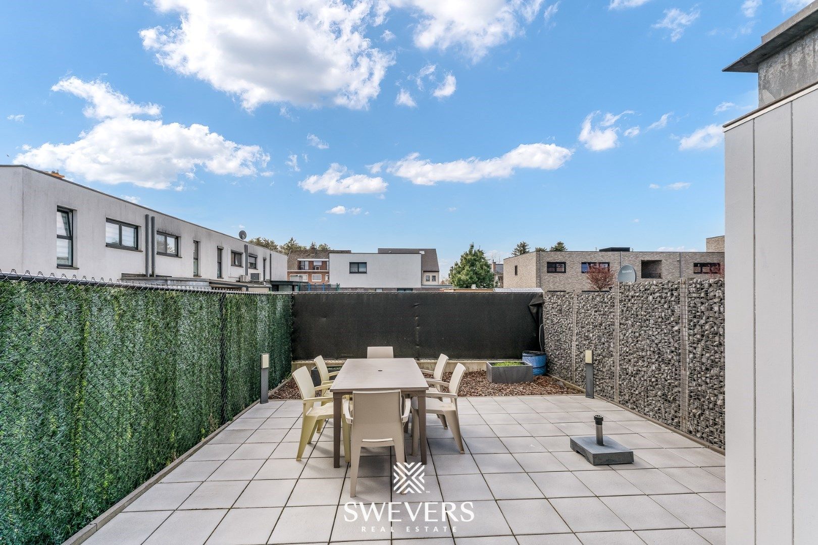 Energiezuinige en instapklare rijwoning met 3 slaapkamers en leuke tuin in hartje Koersel foto 19
