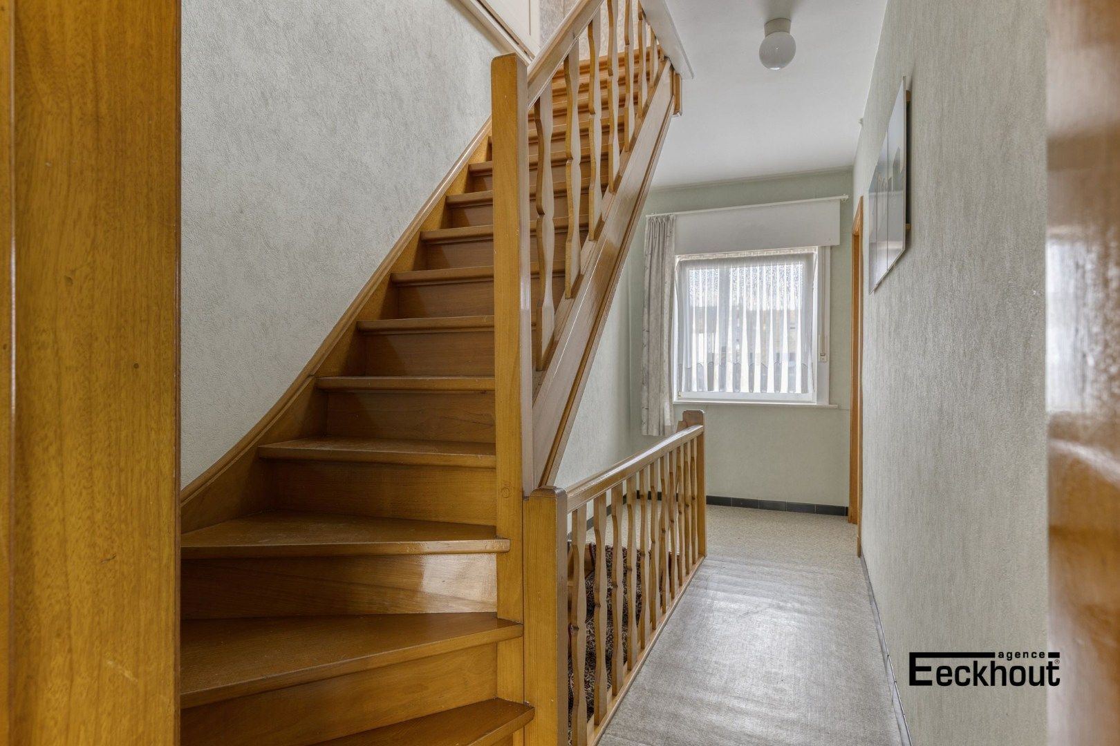 Ruime, verzorgde woning met 3 slaapkamers en zonnige koer. foto 10