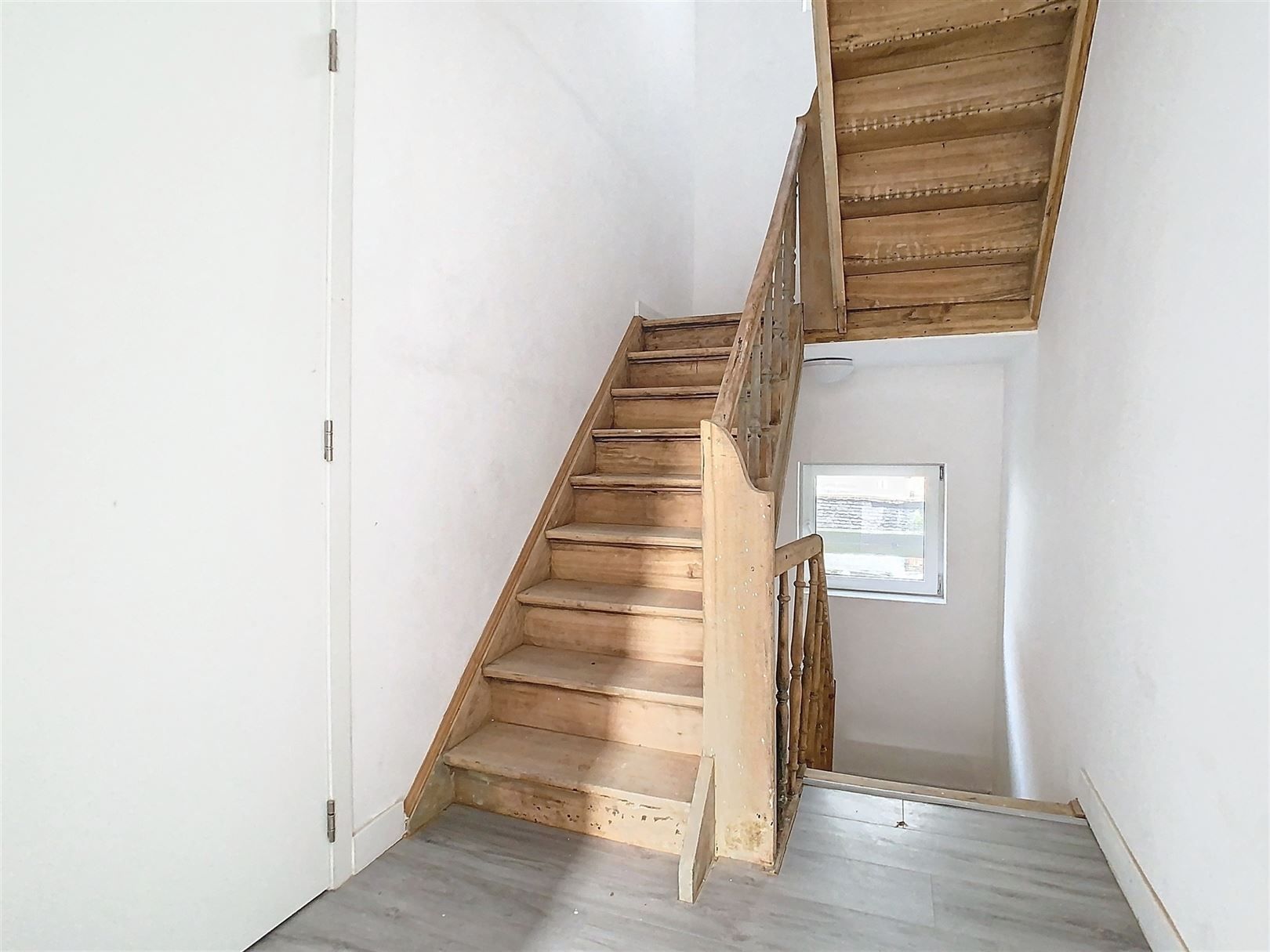 Volledig gerenoveerde stadswoning, 4 slpks, terras,1a 02ca foto 26