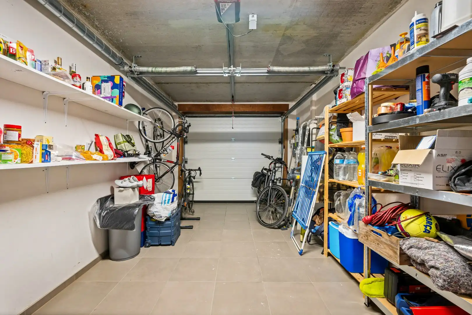 Instapklare halfopen woning met 4 slaapkamers, garage en tuin in Moorslede  foto 18