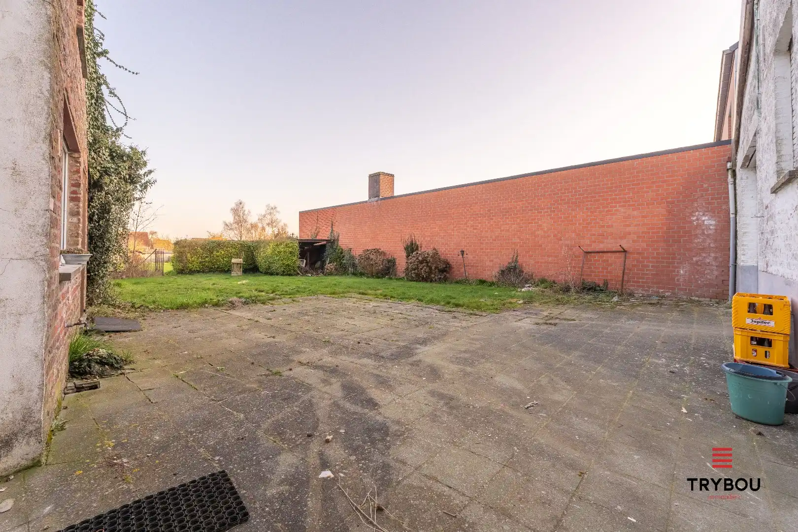 Te renoveren woning met garage en diepe tuin foto 14