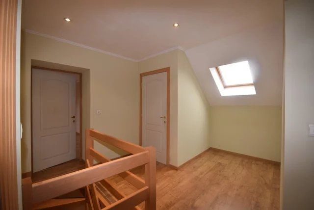 Appartement met twee slaapkamers en terras foto 20