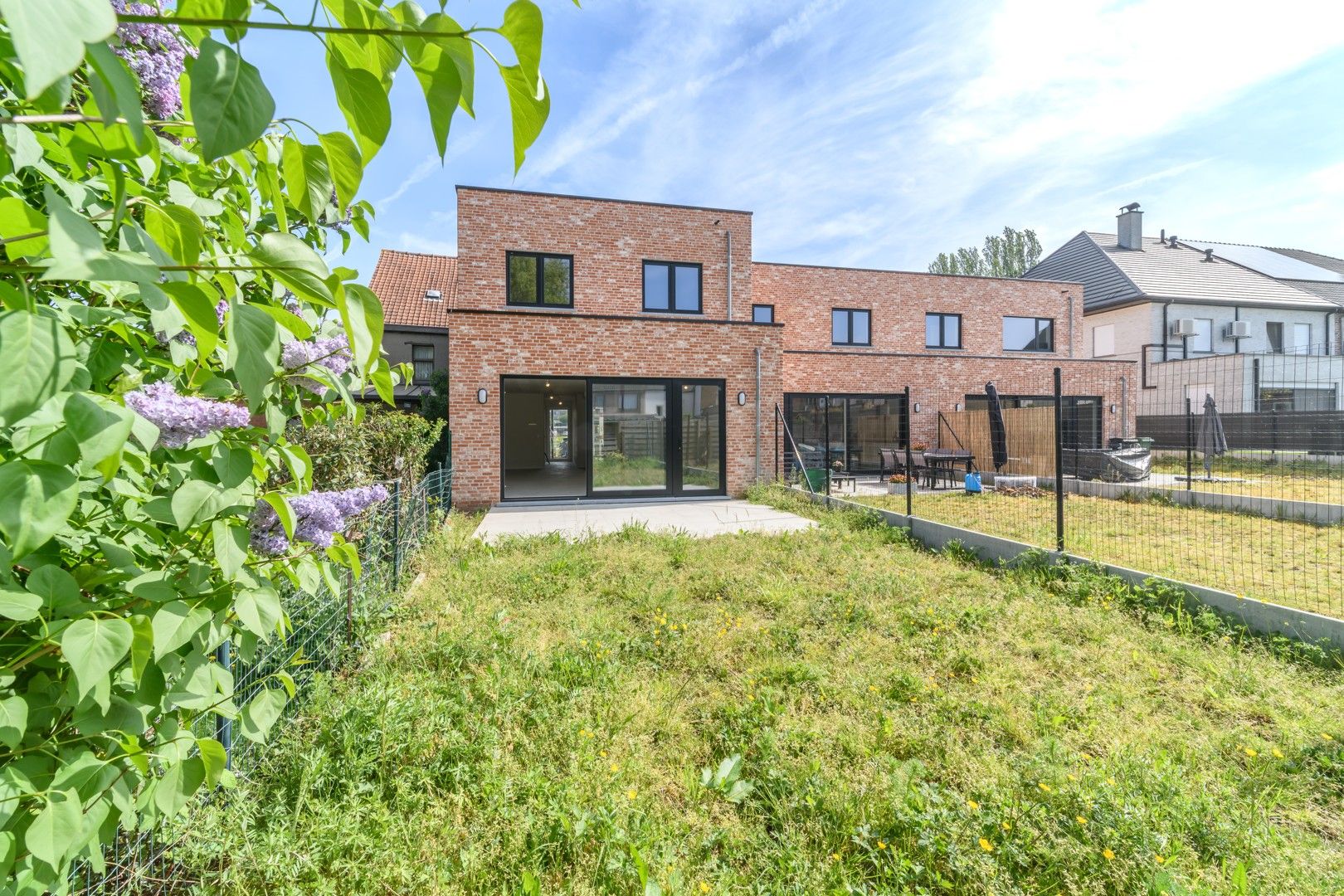 Gesloten nieuwbouwwoning met tuin te Mere foto 15