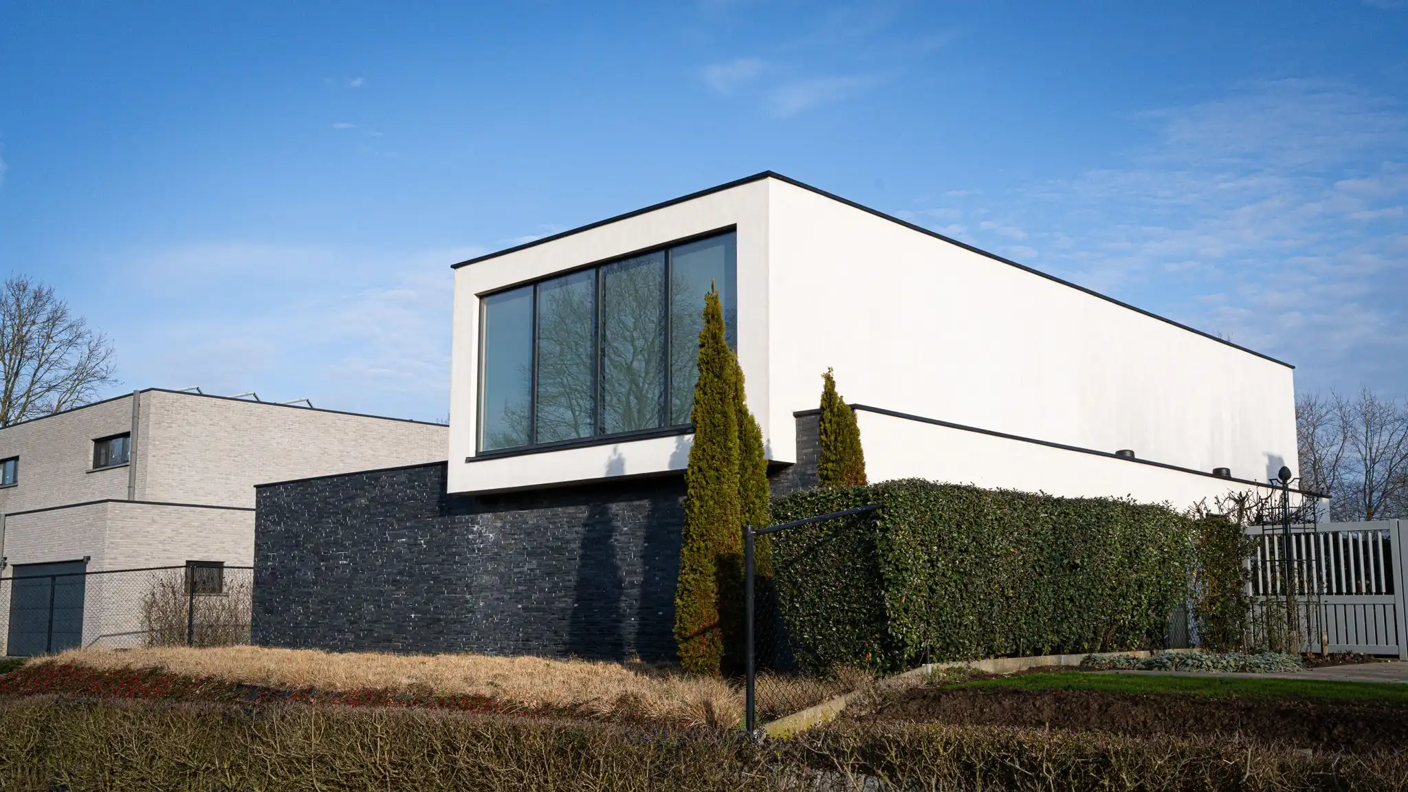 Moderne, stijlvolle villa met private praktijkruimte foto 2