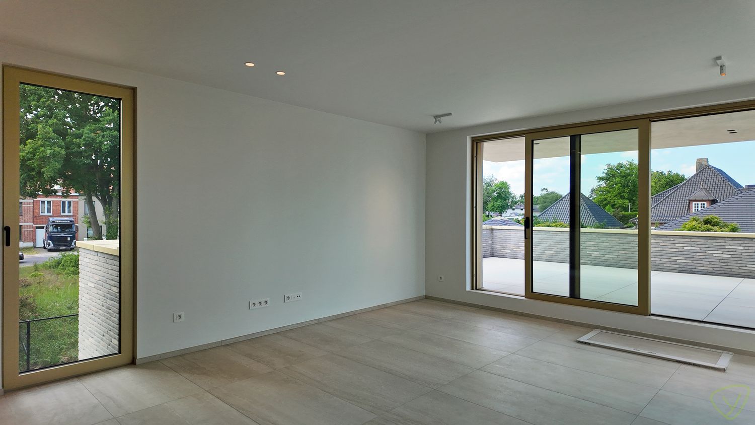 Luxueuze en energiezuinige penthouse met riant terras in de Leopoldlaan! foto 4