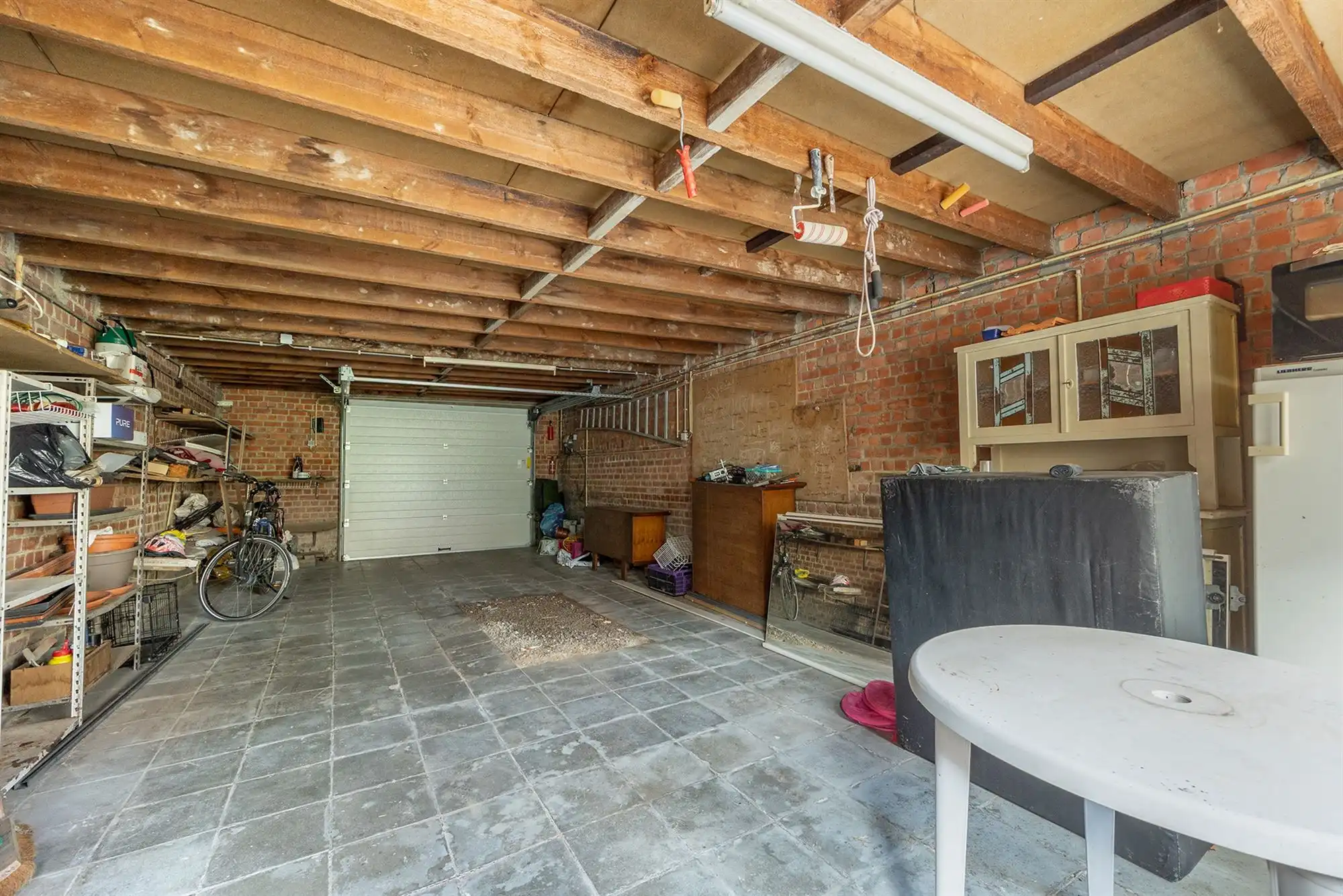 Gezinswoning met drie slaapkamers, tuin en garage foto 15