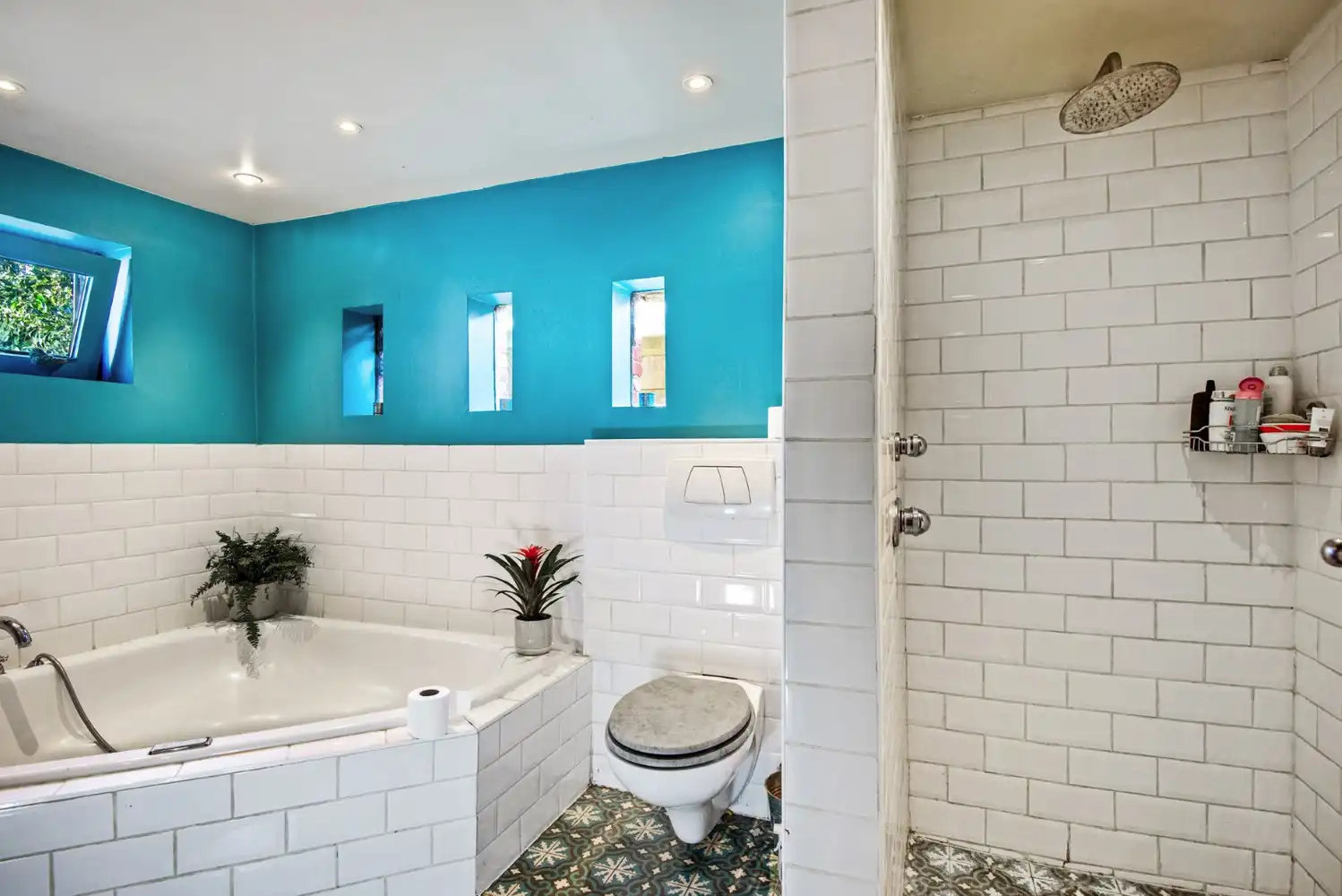 CHARMANTE OPEN BEBOUWING MET 2 SLK EN TUIN! foto 11