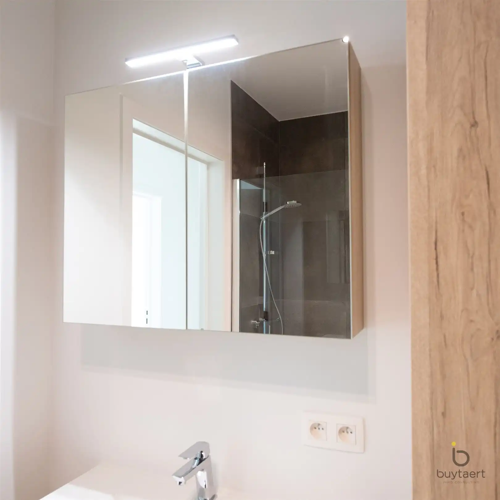 Prachtig nieuwbouw appartement met uniek terras te Zoersel! foto 26