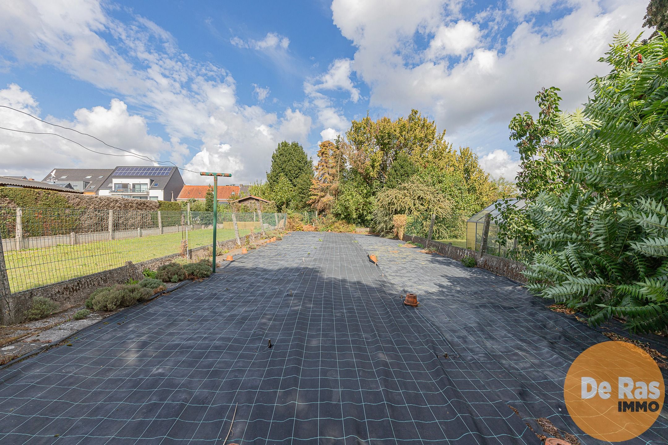 HERZELE - Stevige eengezinswoning op 200m van de markt foto 19