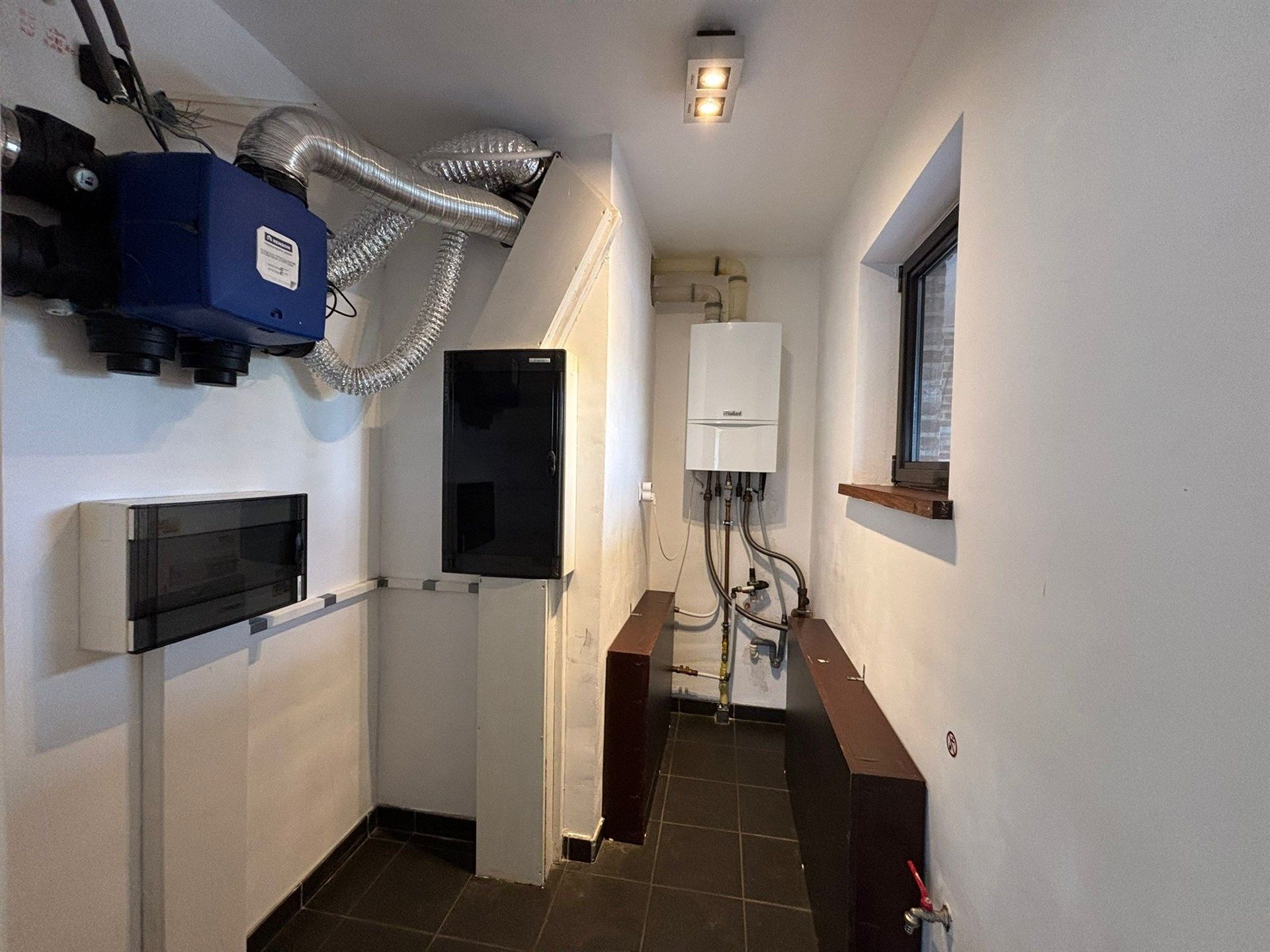 Ruim en lichtrijk duplex appartement met 3 slaapkamers en garage foto 6