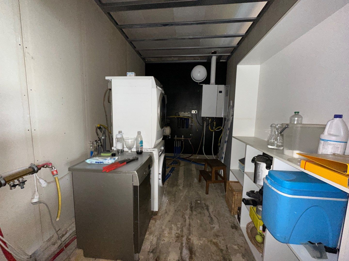 Unieke woning met enorm potentieel op perceel van 96 Are foto 12