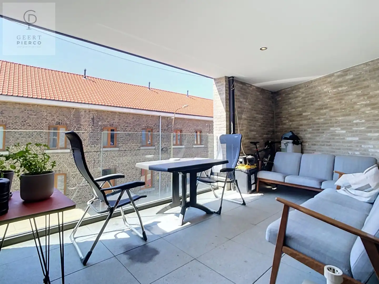 Knap appartemet met afgesloten garagebox foto 9