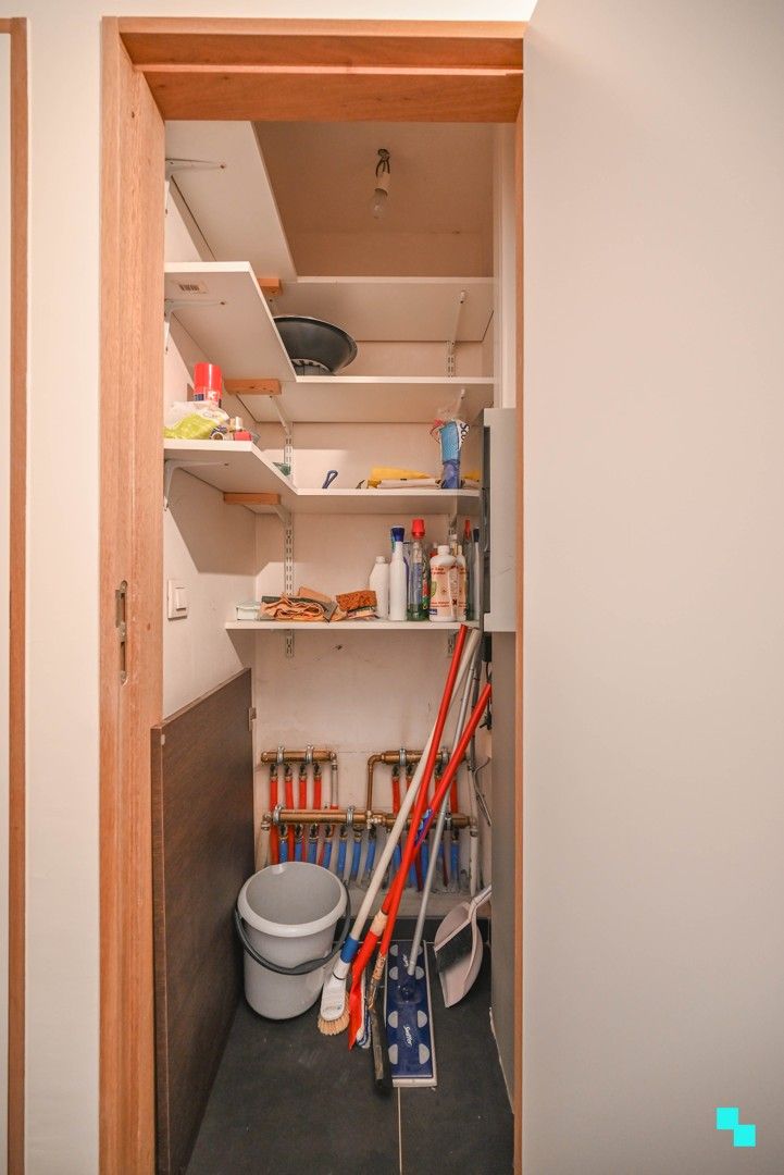 Uiterst kwalitatief tweeslaapkamerappartement met garagebox foto 12