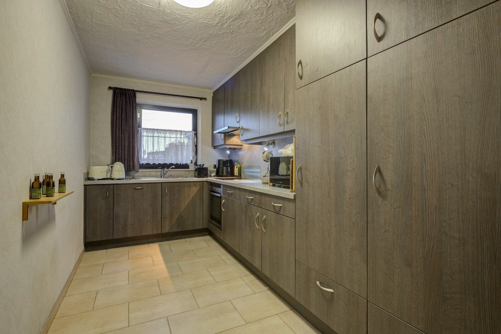 IN OPTIE ---- Instapklaar appartement met 3 slaapkamers te koop! foto 4