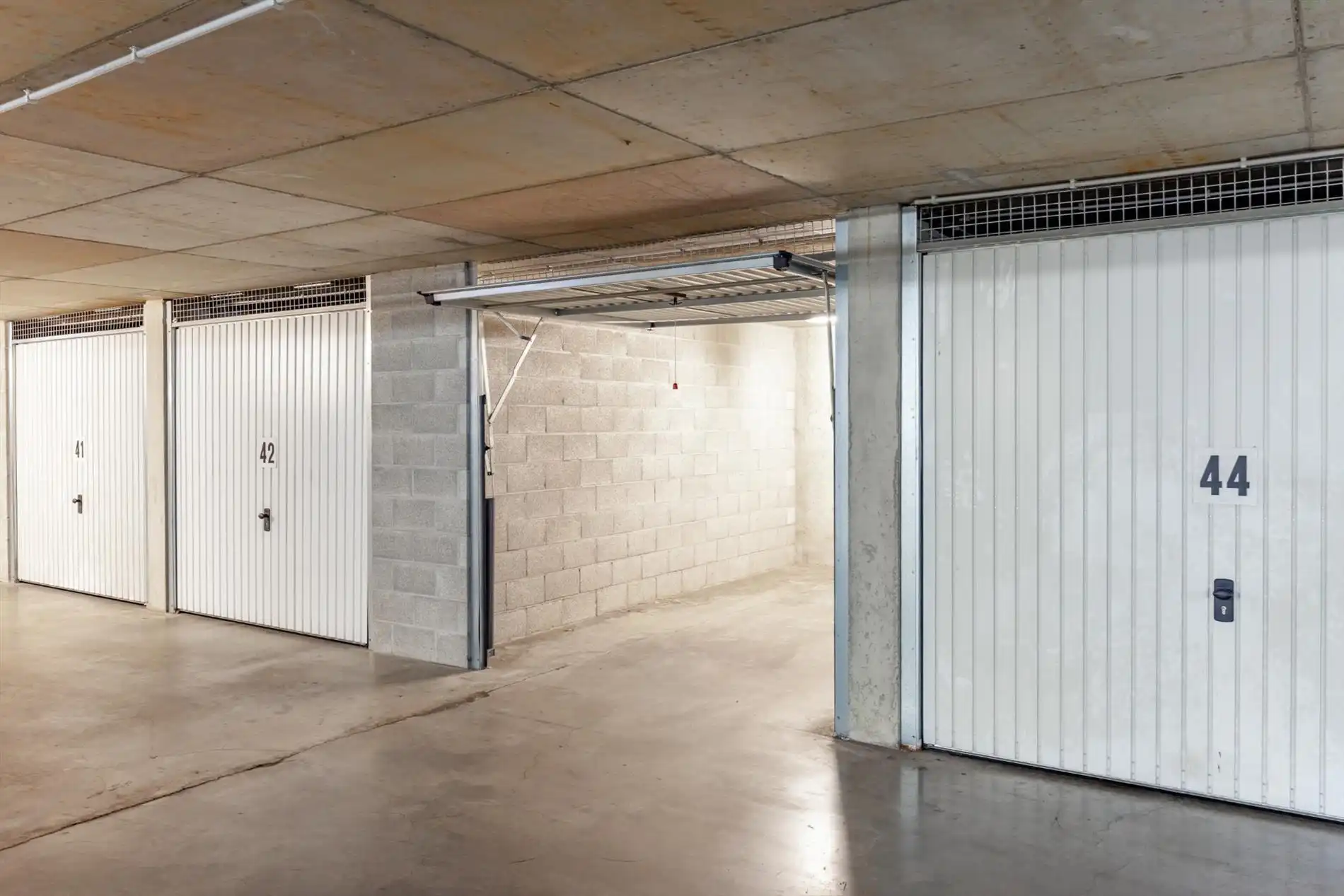 Goed gelegen garagebox te Leuven. foto 8