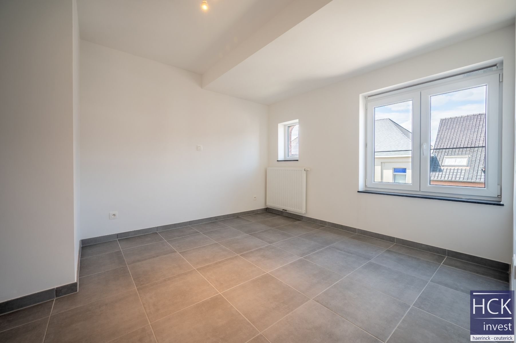 KRUISHOUTEM - Nieuwbouwappartement met 1 SLPK, pal in centrum! foto 9
