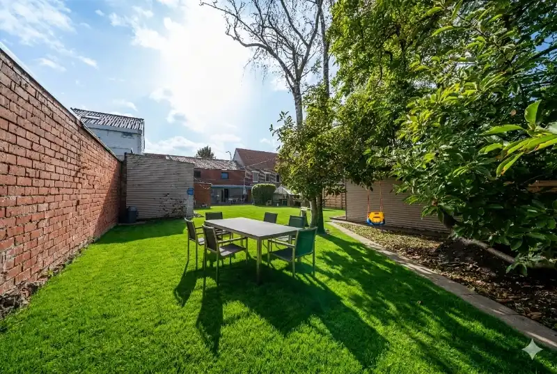 Centrum Torhout : Zeer ruime energetische woning met 4 slpk en 2 badkamers foto 2