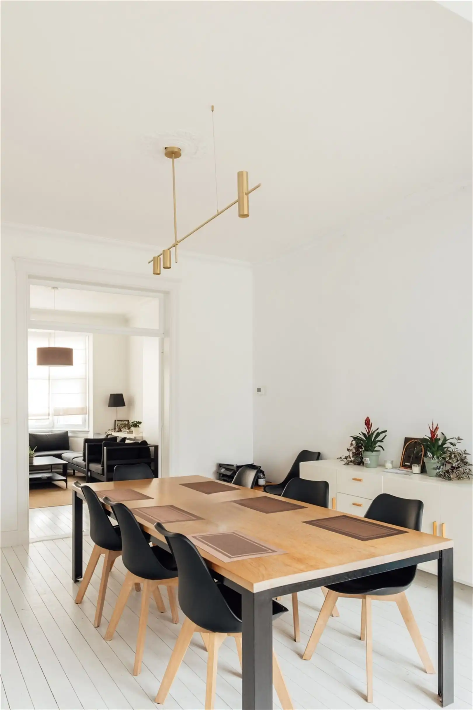 Opbrengsteigendom met praktijk en duplex appartement foto 26