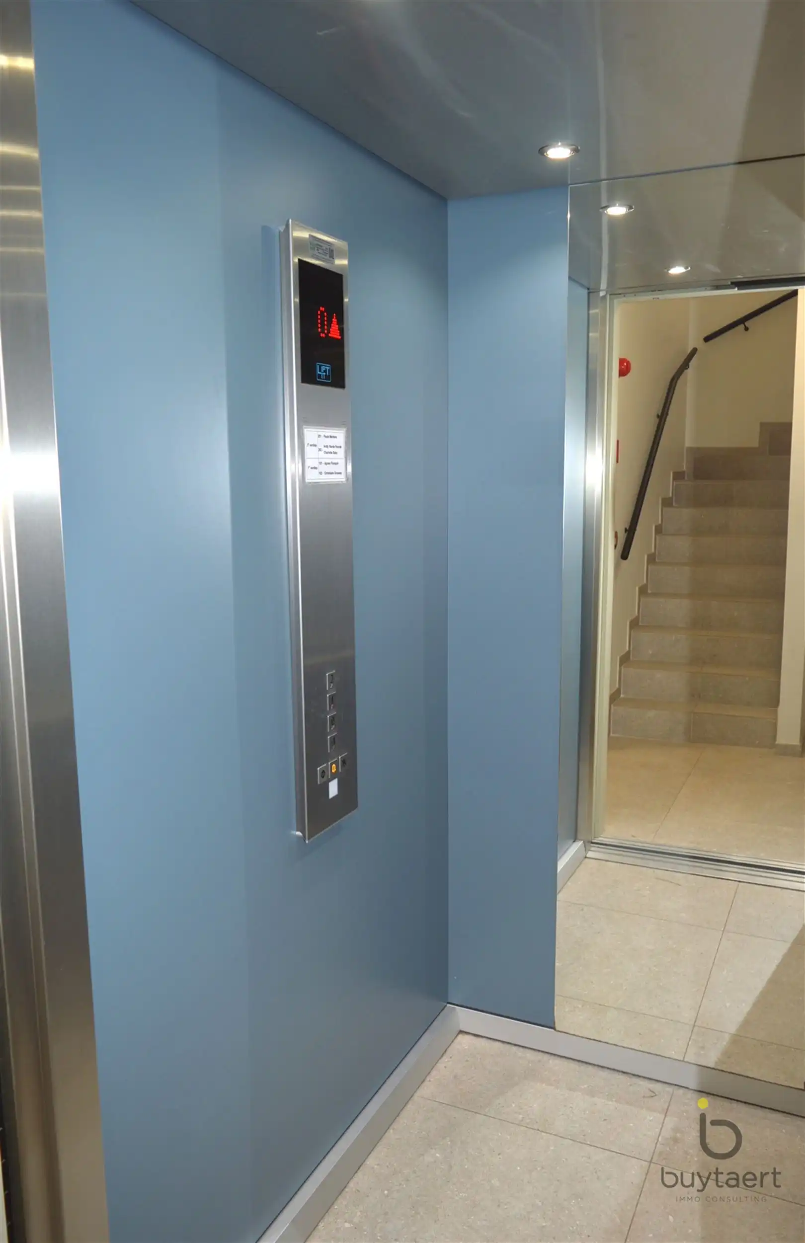 Gelijkvloers appartement met tuin te Deurne. foto 12