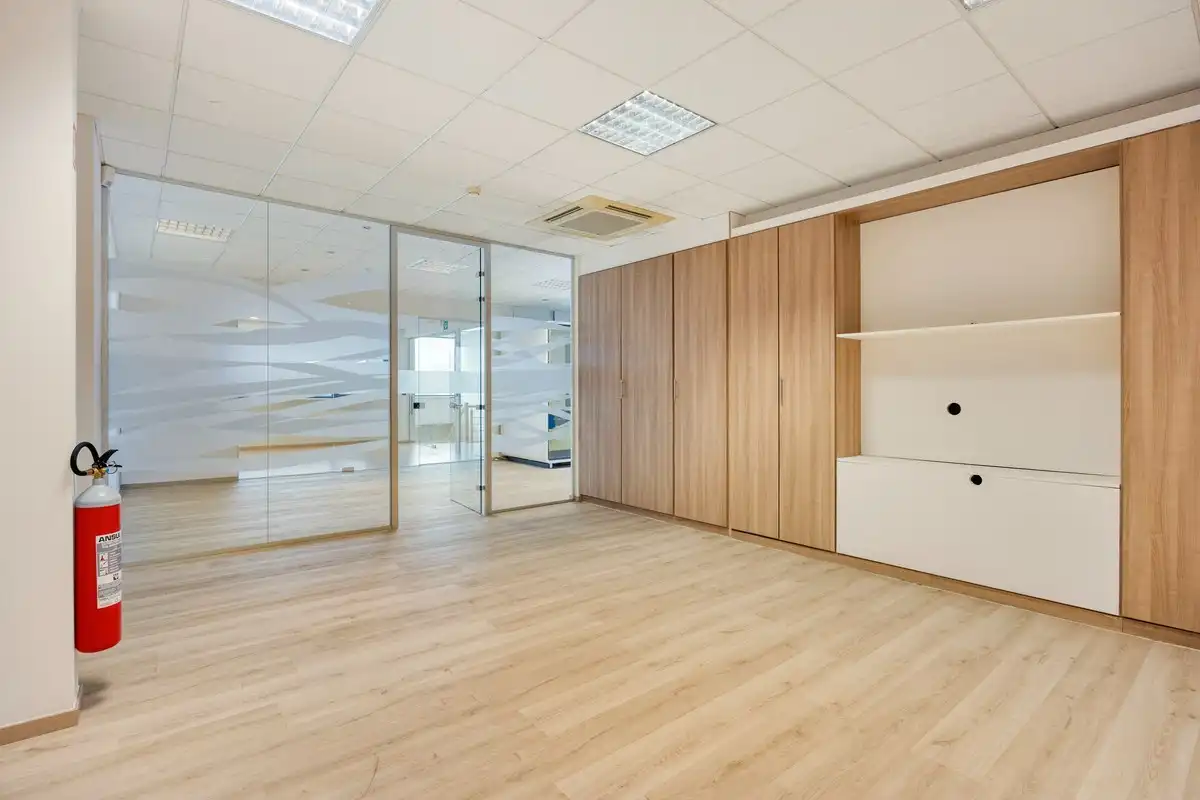 Kantoren te huur in het industriepark te Haasrode/Heverlee met parking - opp. 626 m² (totaal)  foto 10