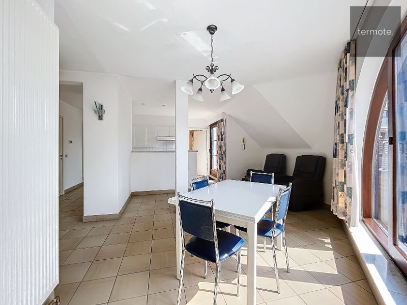 riant appartement 246m² foto 11