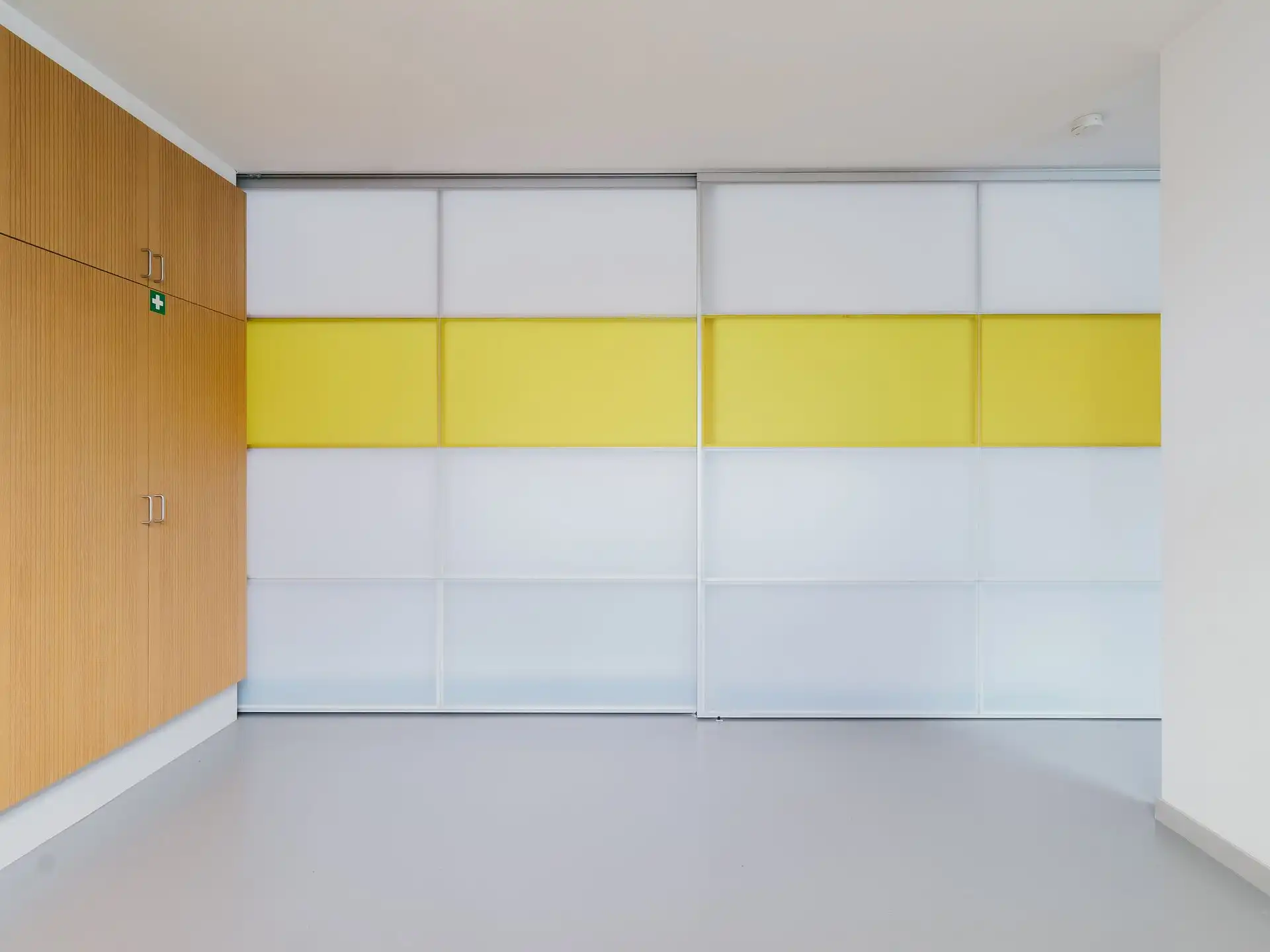 Verhuurde handelsruimte in hartje Boechout foto 5