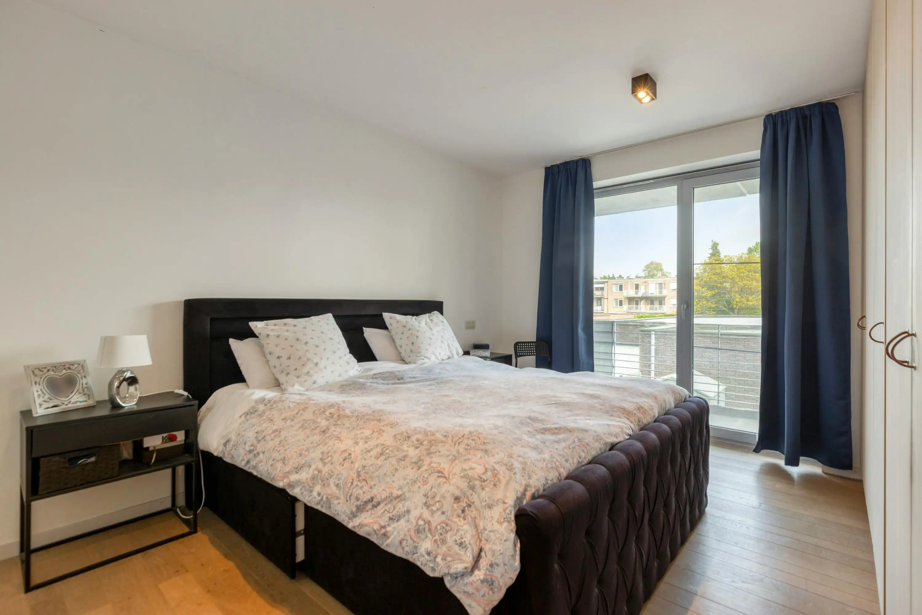Ruim appartement met 2 slpk en garage te koop in Brasschaat foto 9