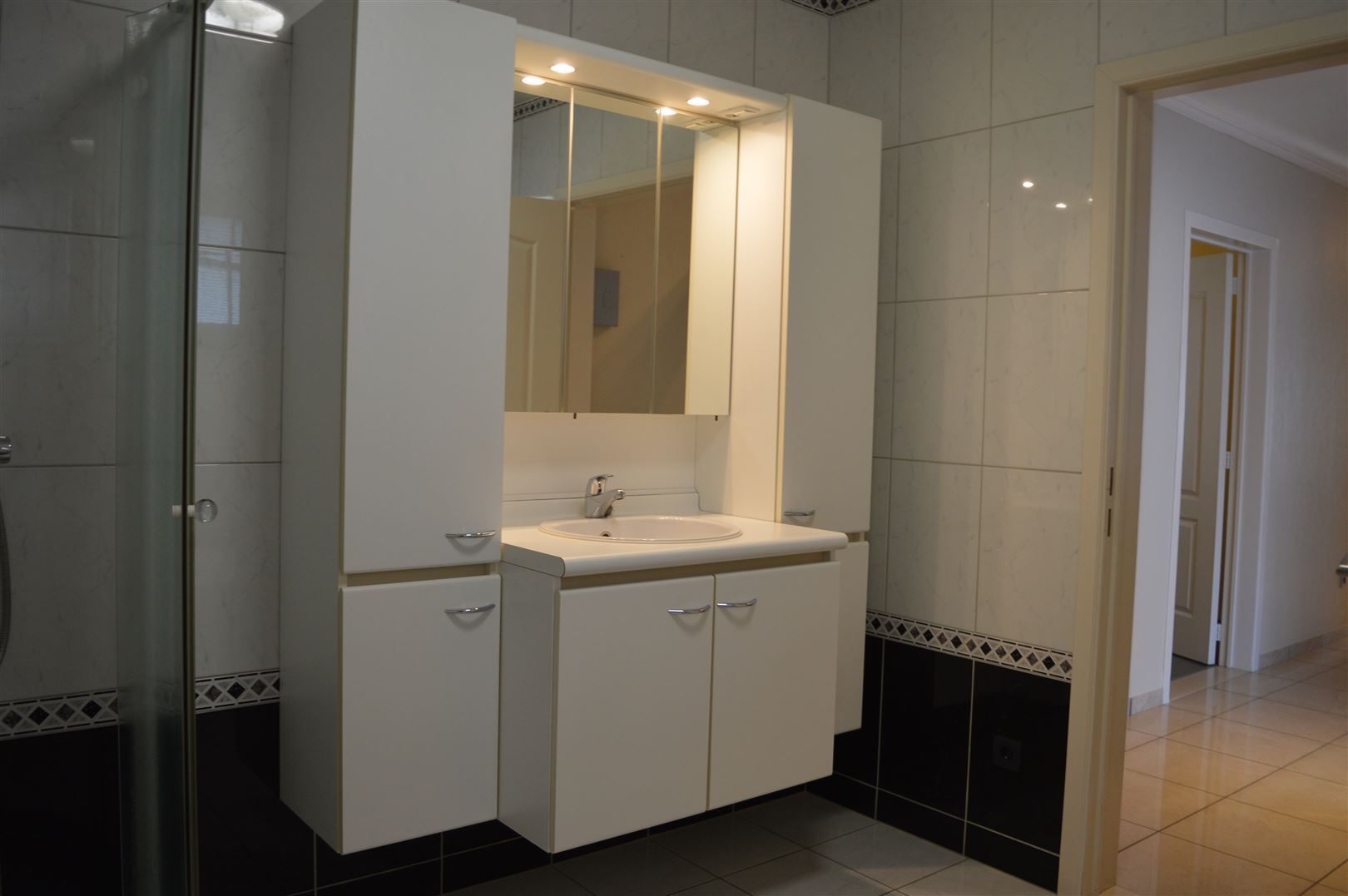 TE HUUR: vrijstaande woning met 4 slaapkamers gelegen te Houthalen-Helchteren! foto 14